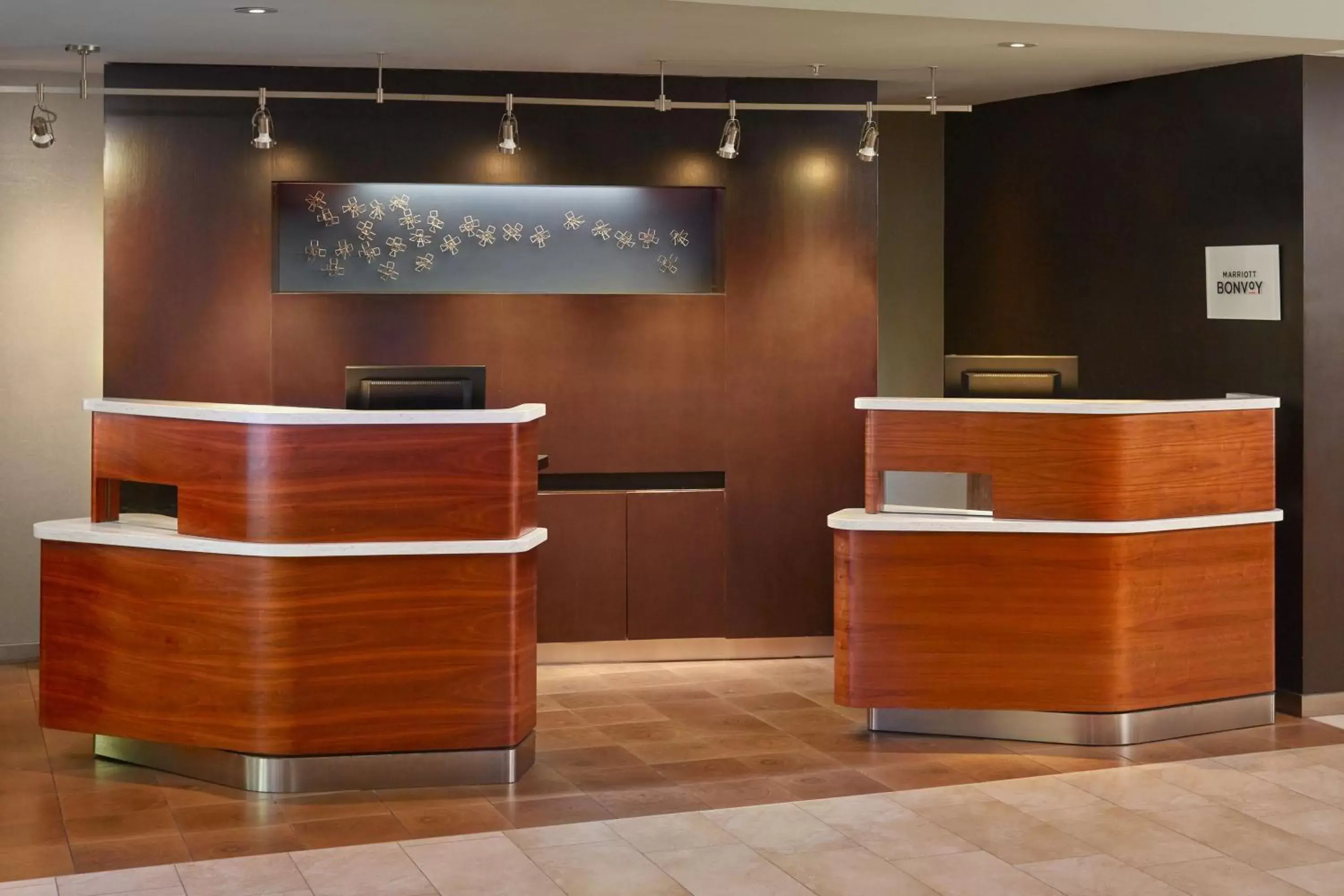 Lobby or reception, Lobby/Reception in Courtyard by Marriott Atlanta Alpharetta