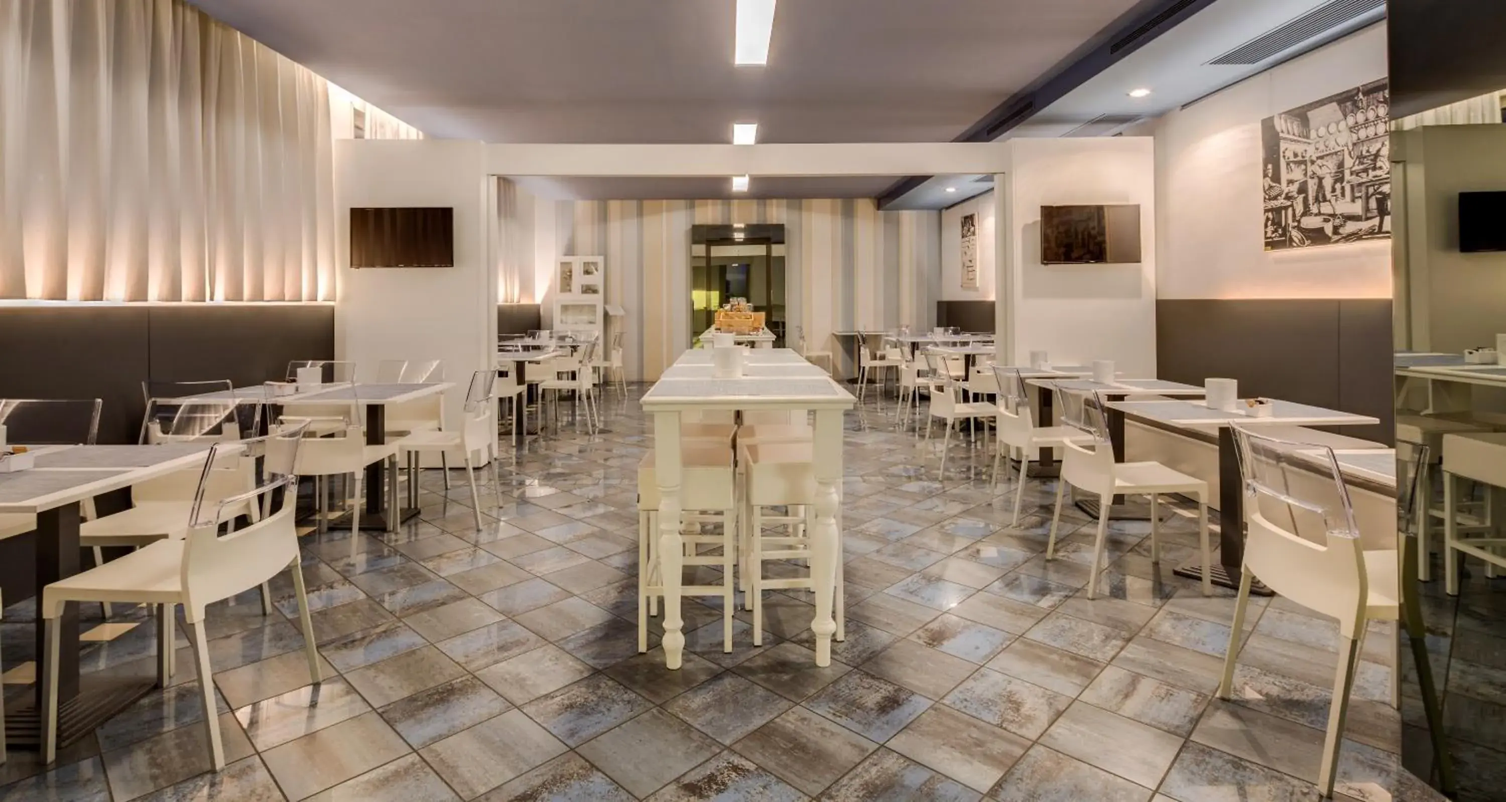 Restaurant/Places to Eat in Best Western Plus Hotel Farnese