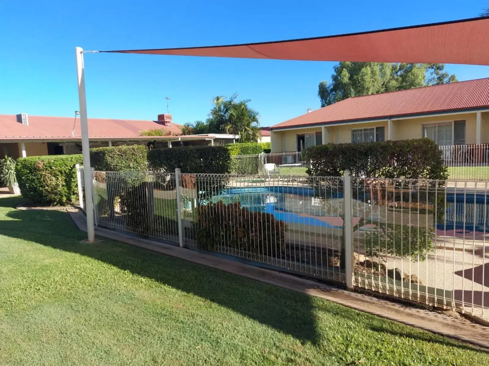 Swimming Pool in Emerald Explorers Inn