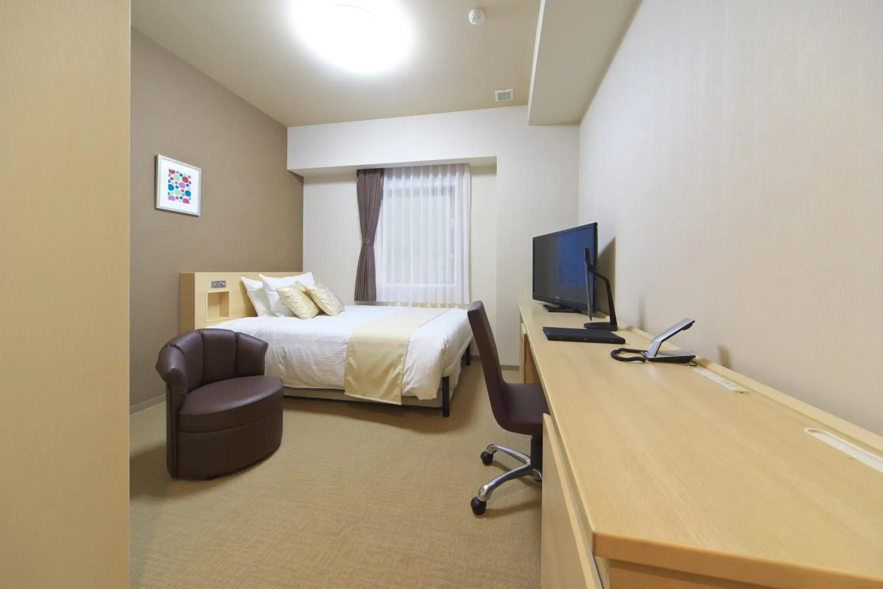 Photo of the whole room, Bed in Shizutetsu Hotel Prezio Numazu Photo of the whole room, Bed in Shizutetsu Hotel Prezio Numazu