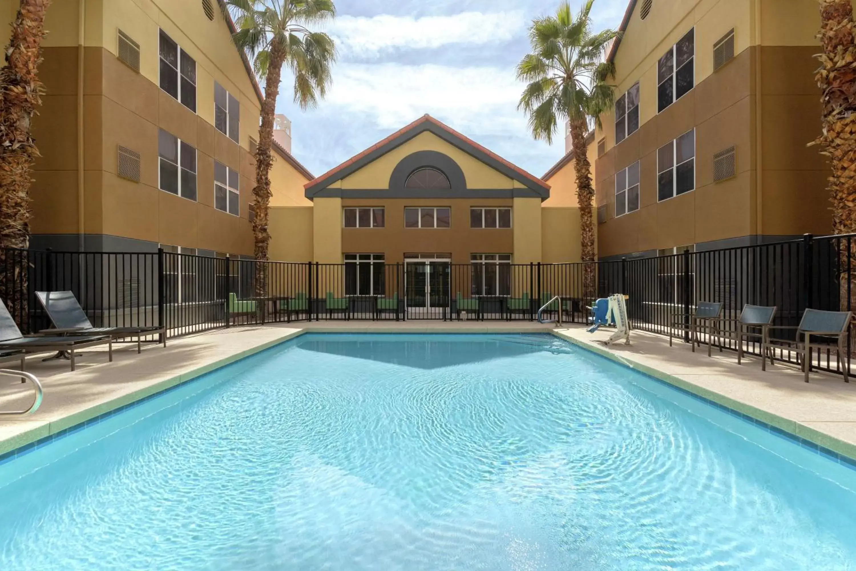 Pool view in Homewood Suites by Hilton Phoenix-Chandler Pool view in Homewood Suites by Hilton Phoenix-Chandler