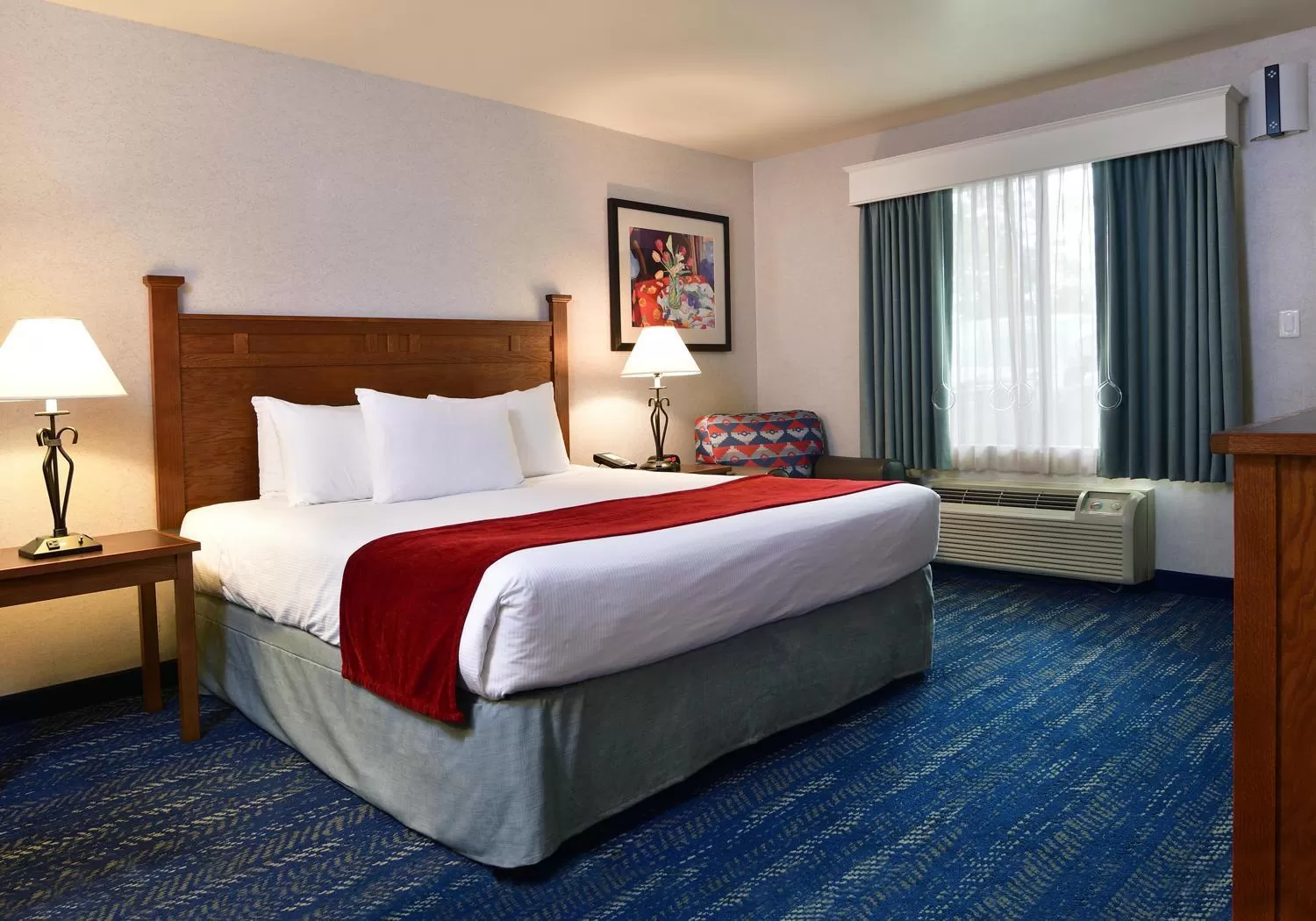 Bedroom, Bed in Lamplighter Inn & Suites at SDSU