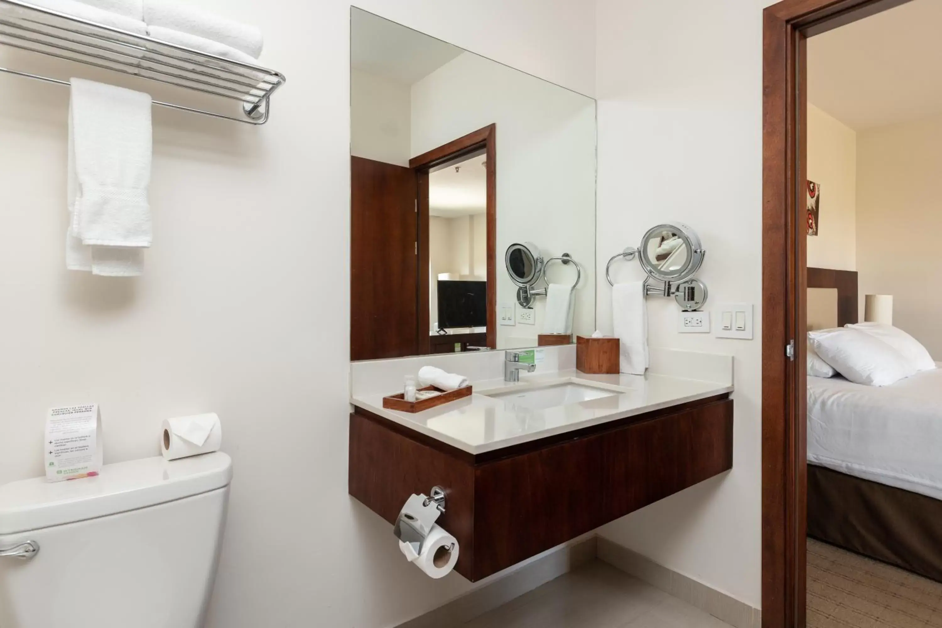 Bathroom in Wyndham Garden San Jose Escazu, Costa Rica