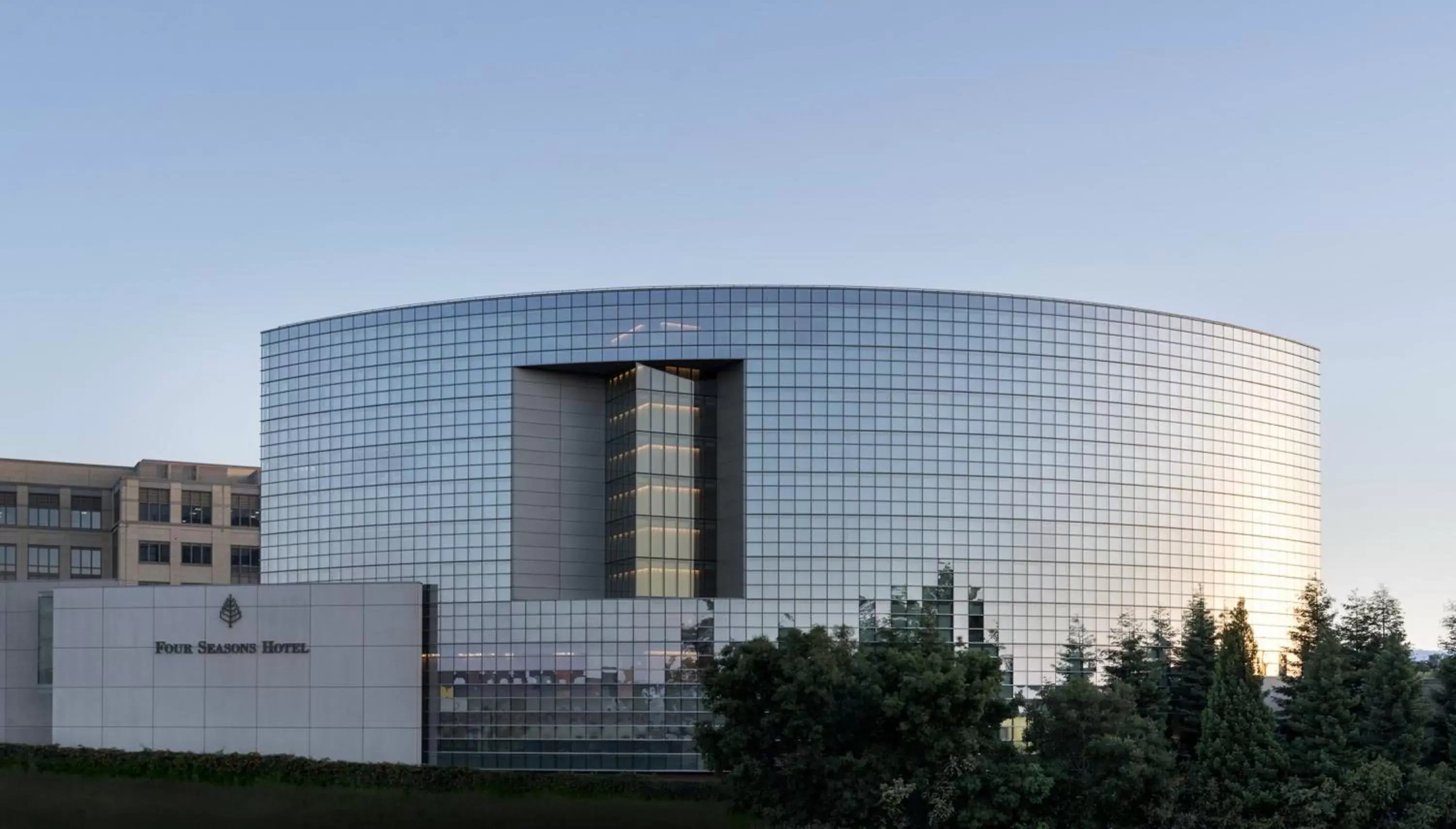 Nearby landmark in Four Seasons Hotel Silicon Valley at East Palo Alto