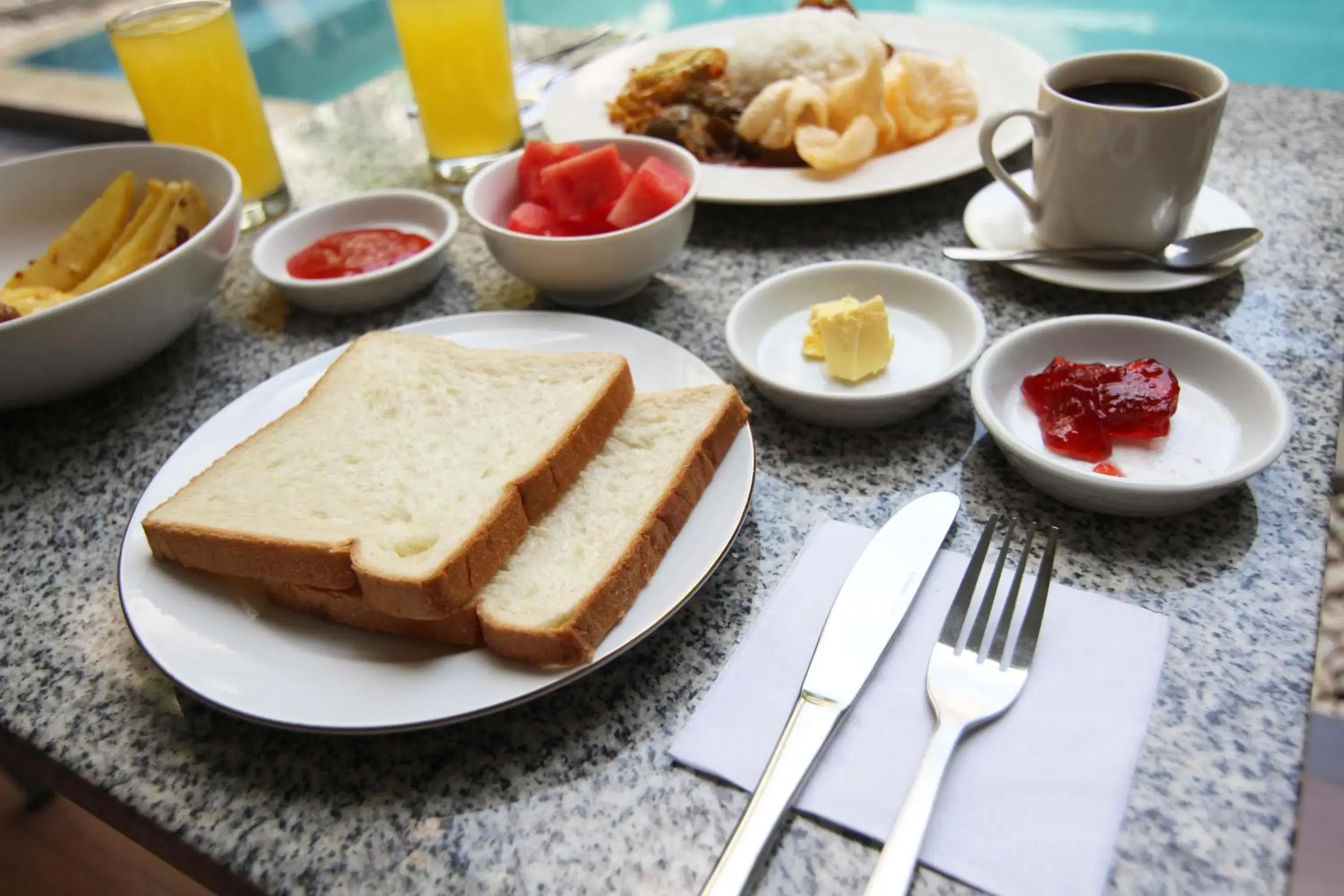 Breakfast in Choice Stay Hotel Denpasar