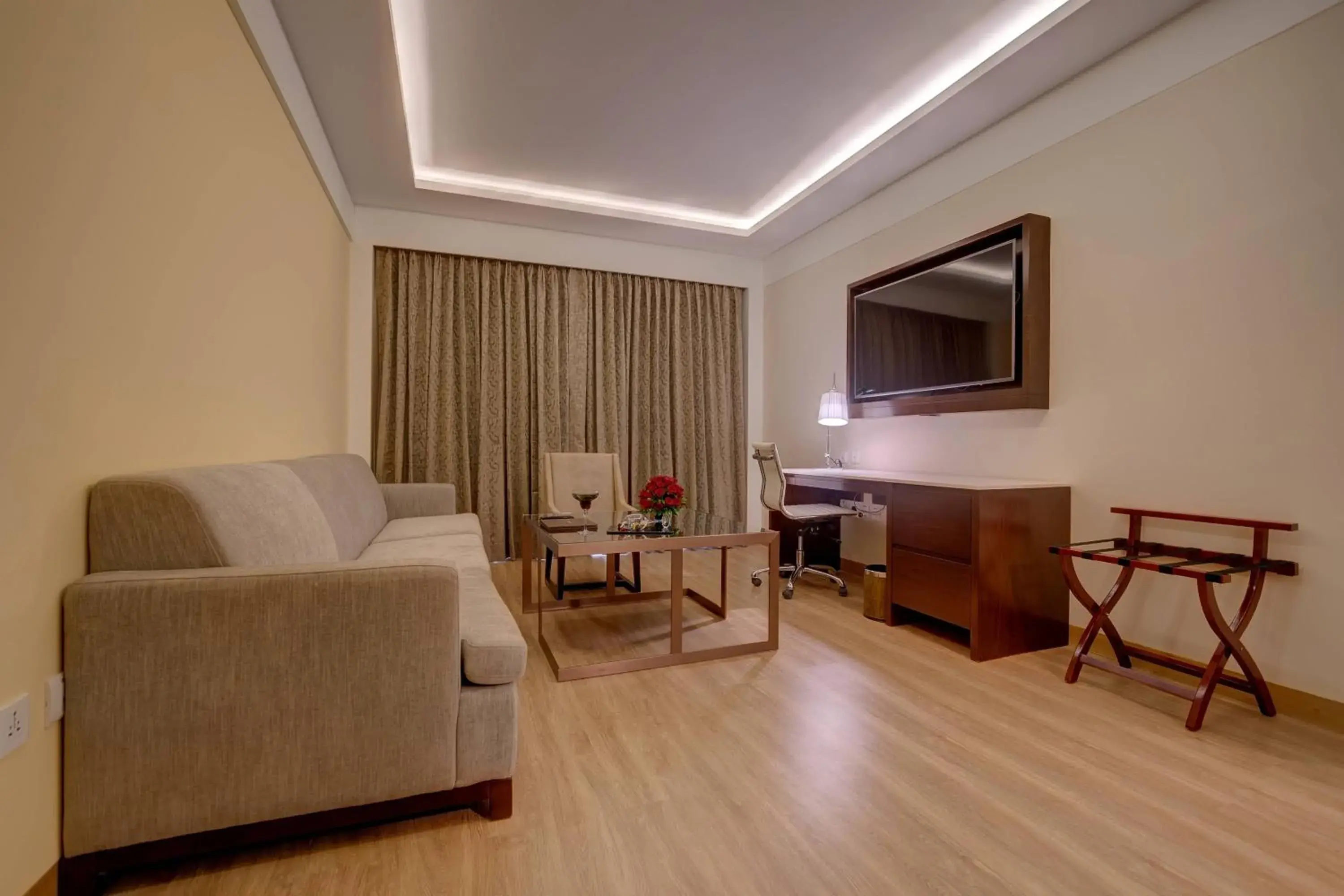 Living room, Seating Area in Courtyard by Marriott Surat