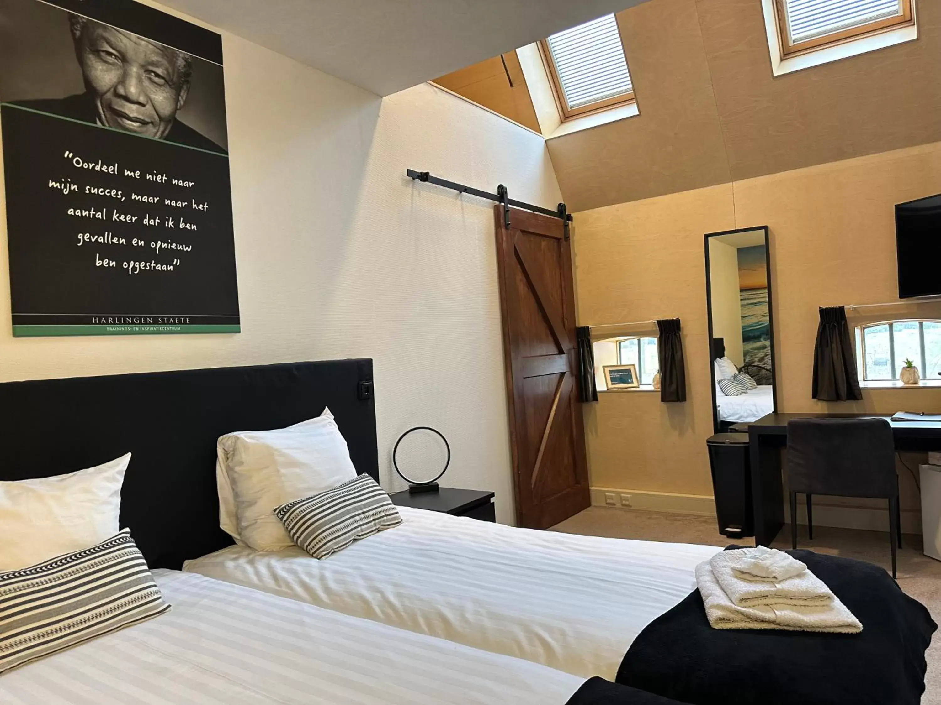 Bed in Harlingen Staete Wellness B&B Oase van rust en luxe