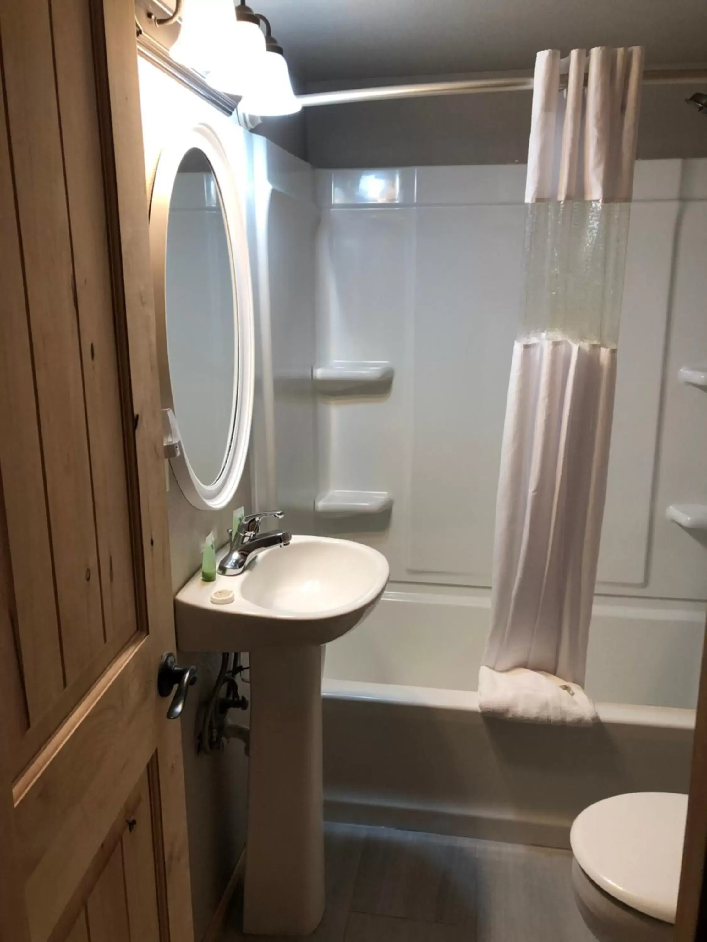 Bathroom in Timber Ridge Lodge Ouray