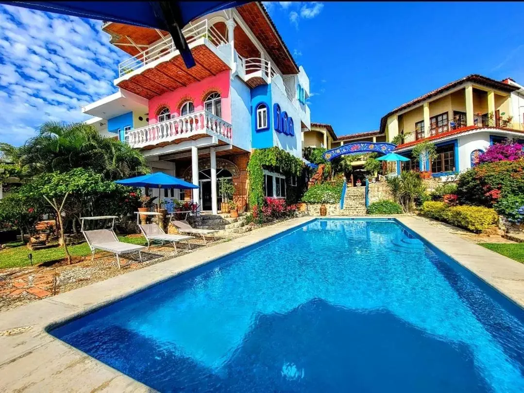 Swimming pool, Property Building in Villas Jardin Del Mar