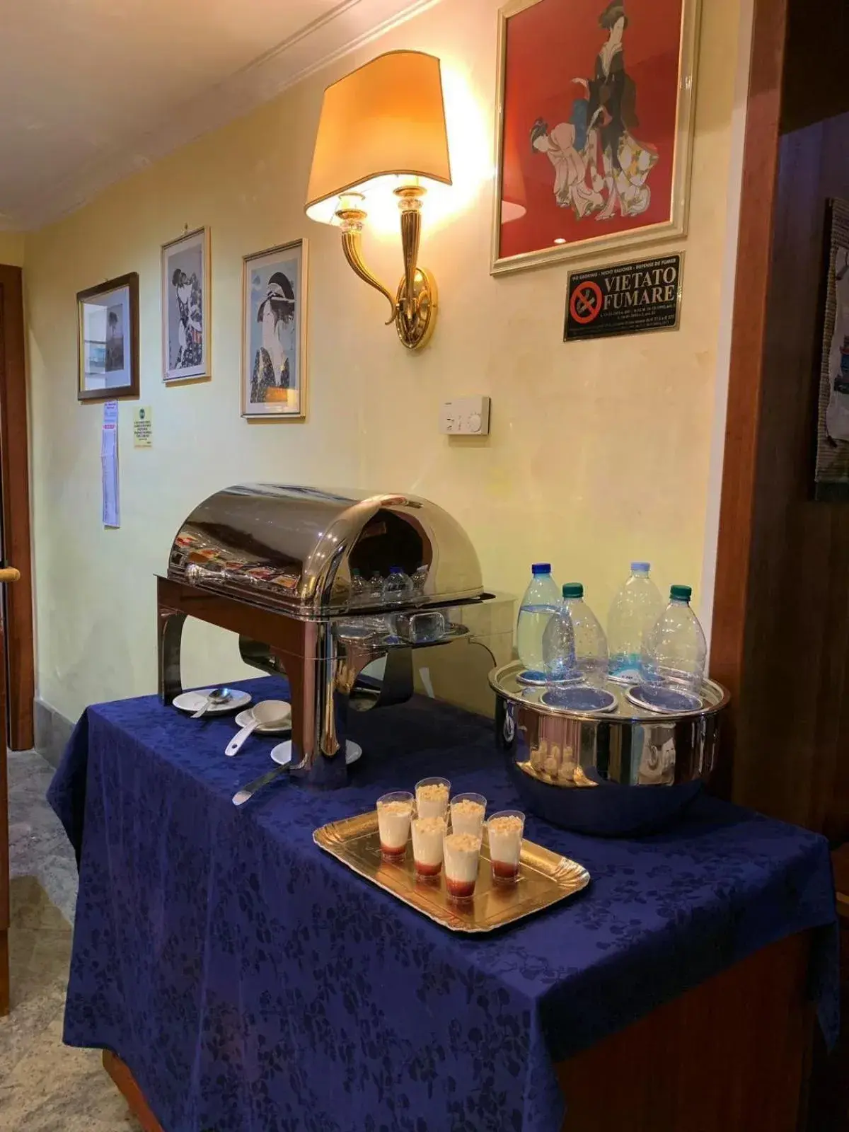 Restaurant/places to eat in Stromboli Hotel