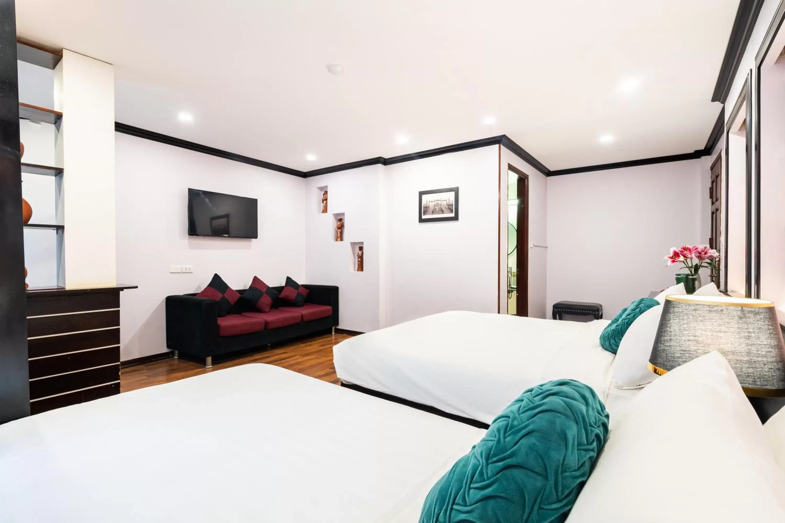 TV and multimedia, Bed in Hanoi Memory Premier Hotel & Spa TV and multimedia, Bed in Hanoi Memory Premier Hotel & Spa