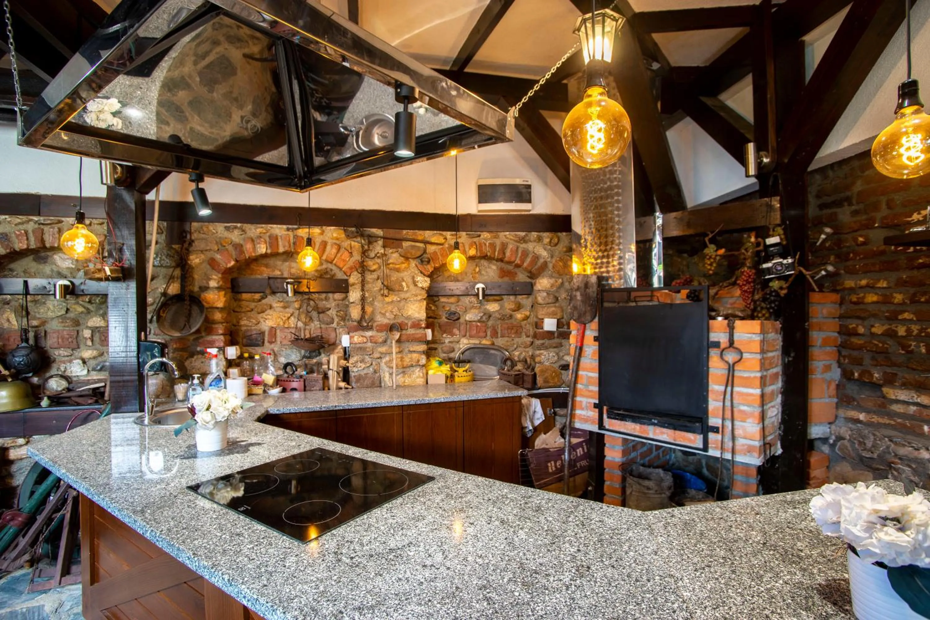 Communal kitchen in Hotel Theatre