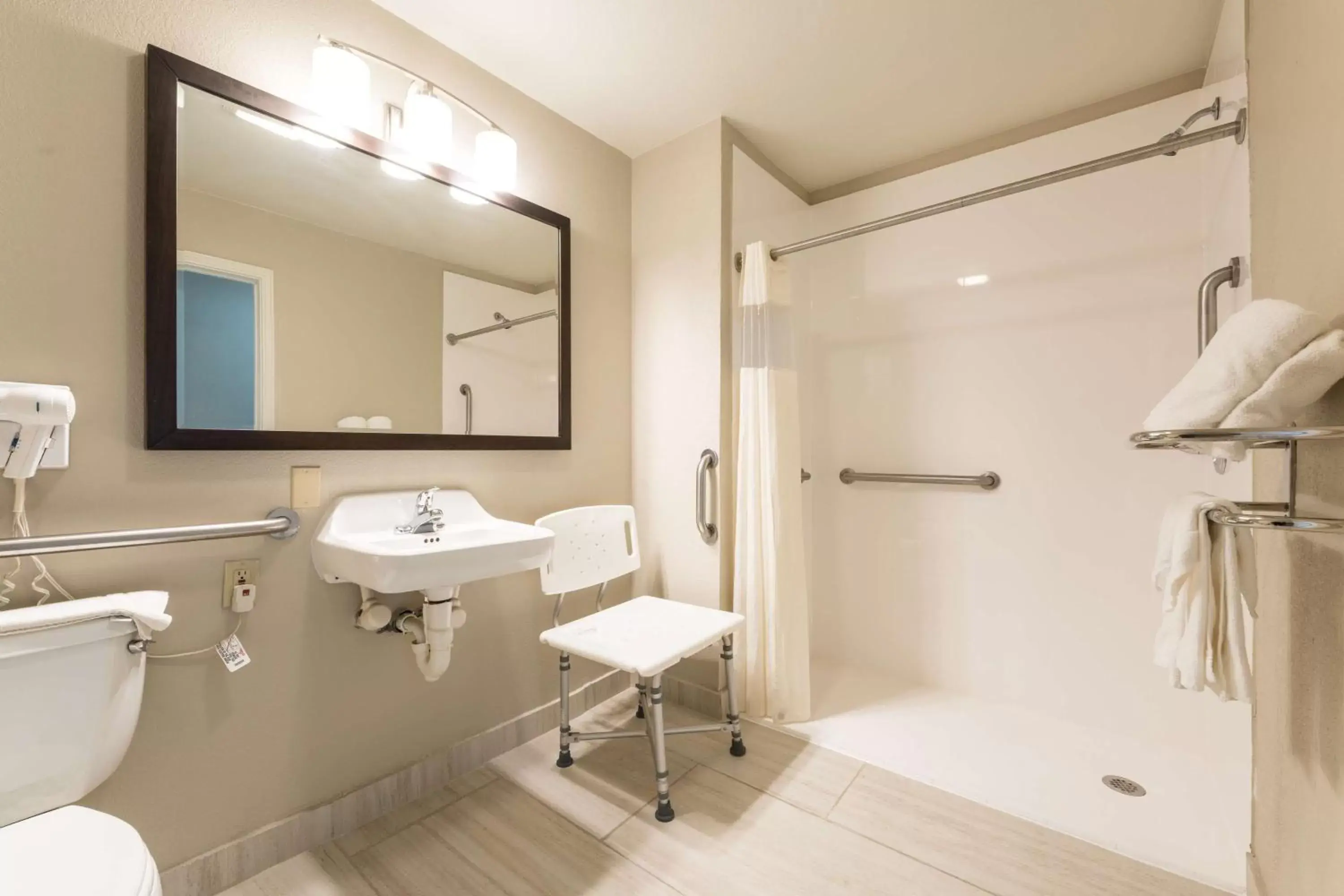 Bathroom in Best Western Abilene Inn and Suites