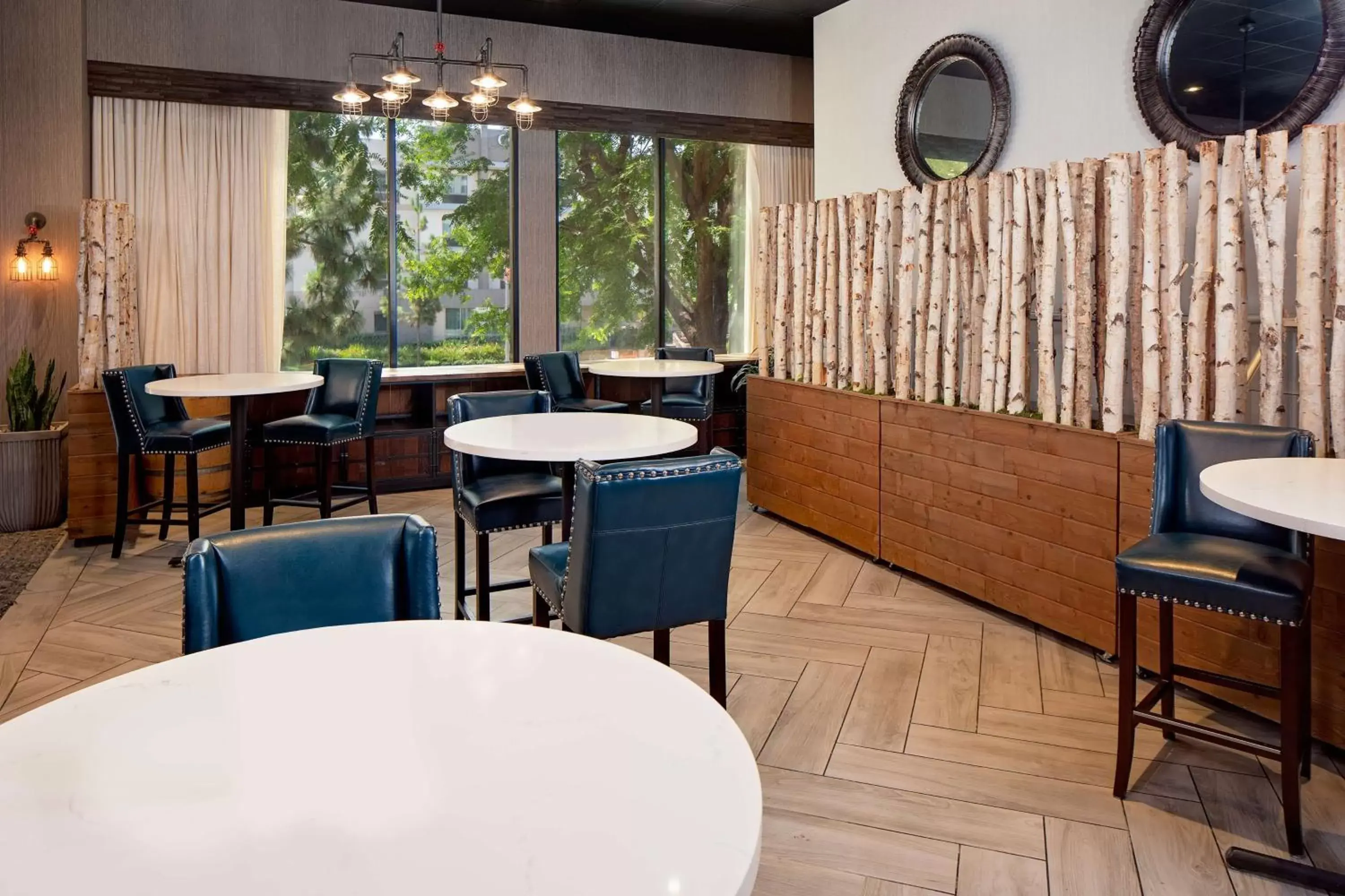 Restaurant/Places to Eat in DoubleTree by Hilton Santa Ana - Orange County Airport