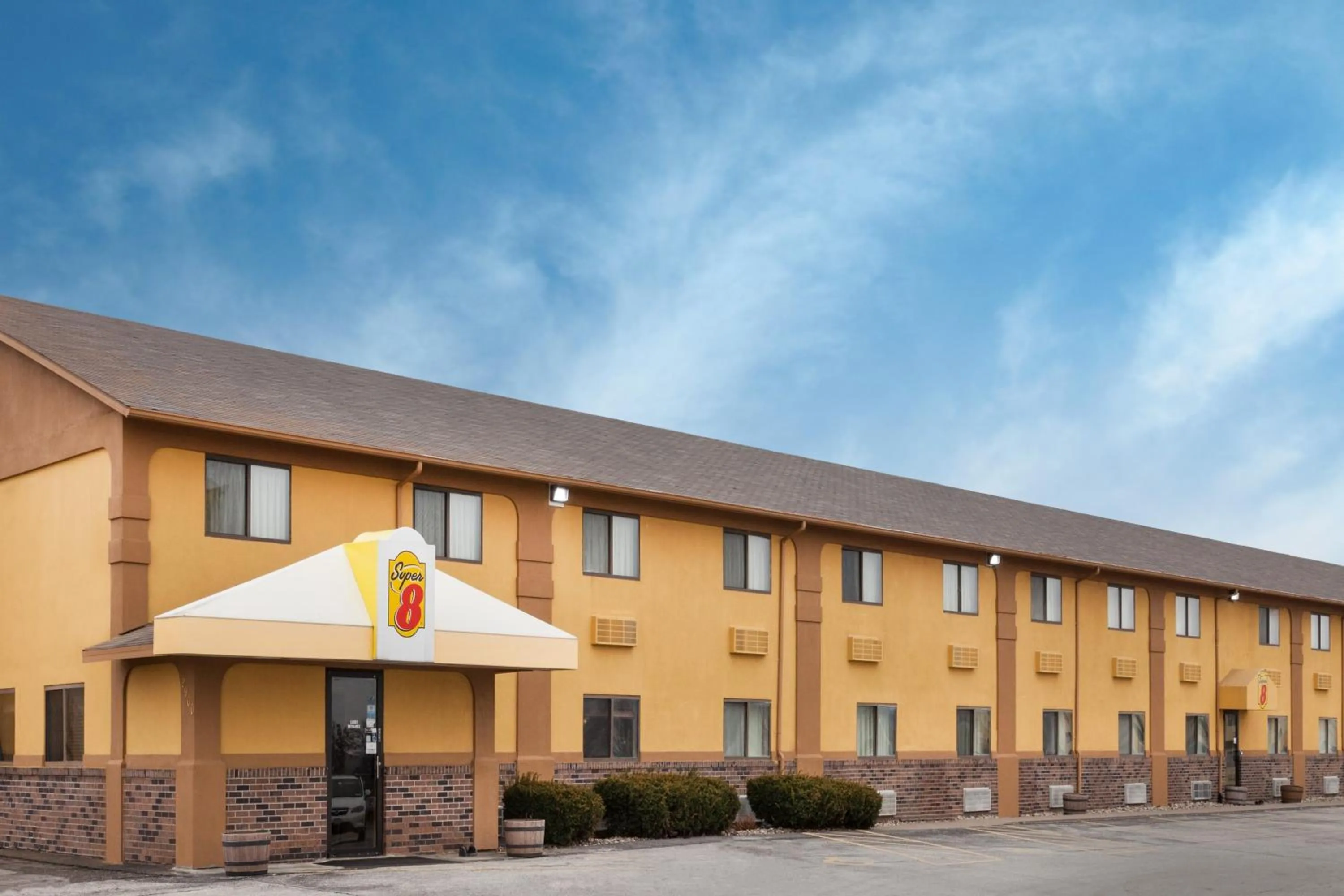 Bird's eye view in Super 8 by Wyndham Muscatine