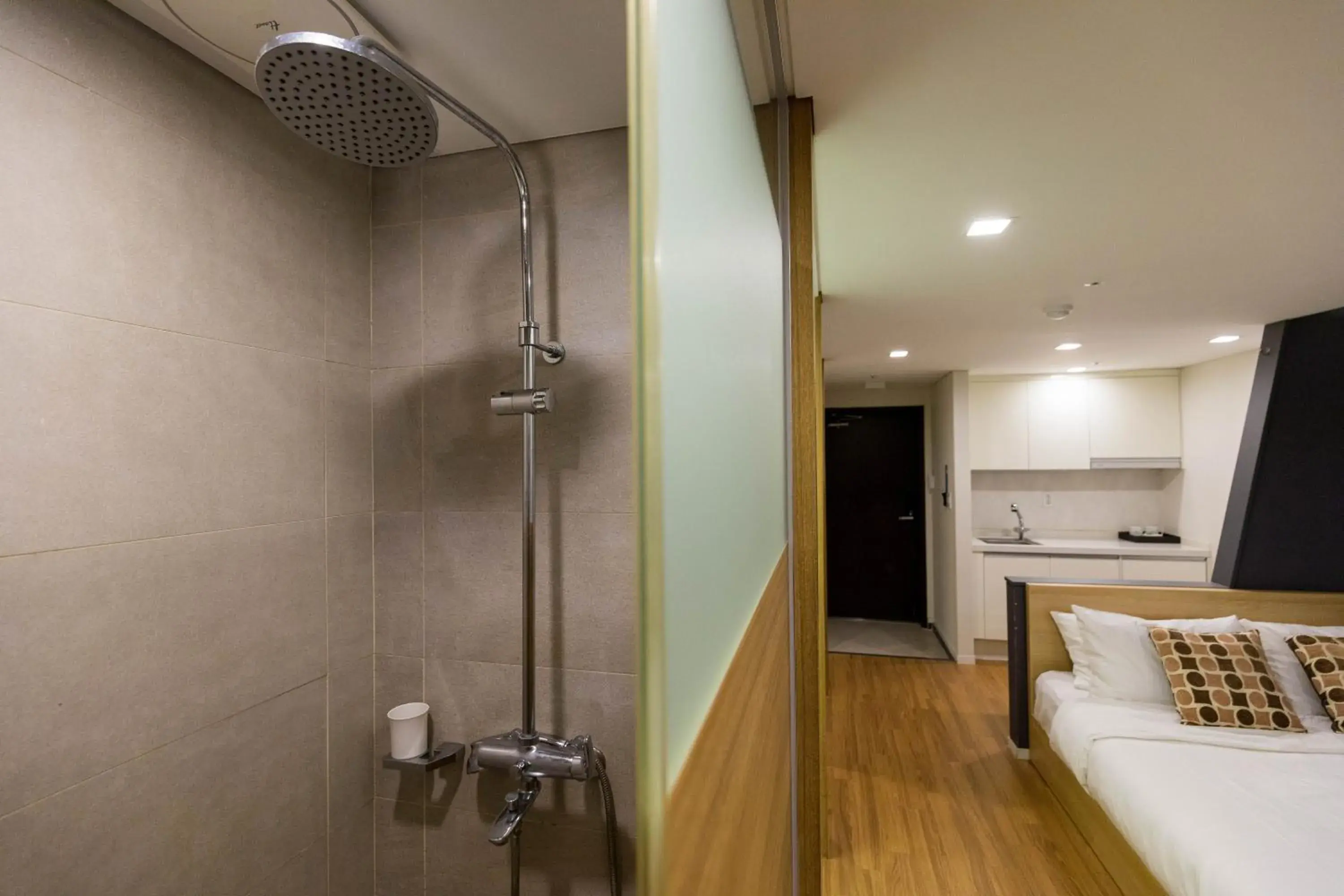 Shower, Bathroom in Vistacay Hotel World Cup