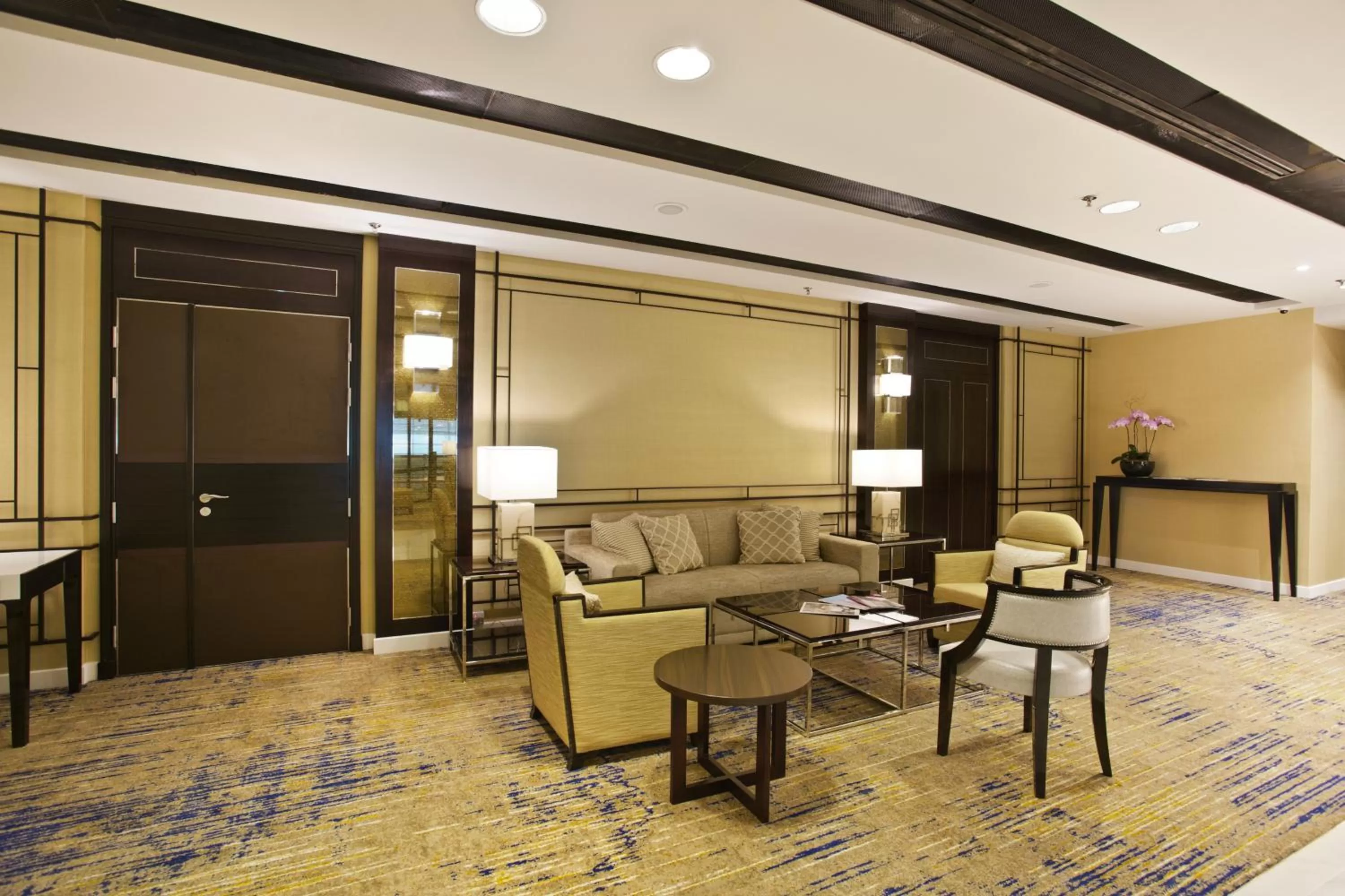 Communal lounge/ TV room in Ambassador Transit Hotel - Terminal 3