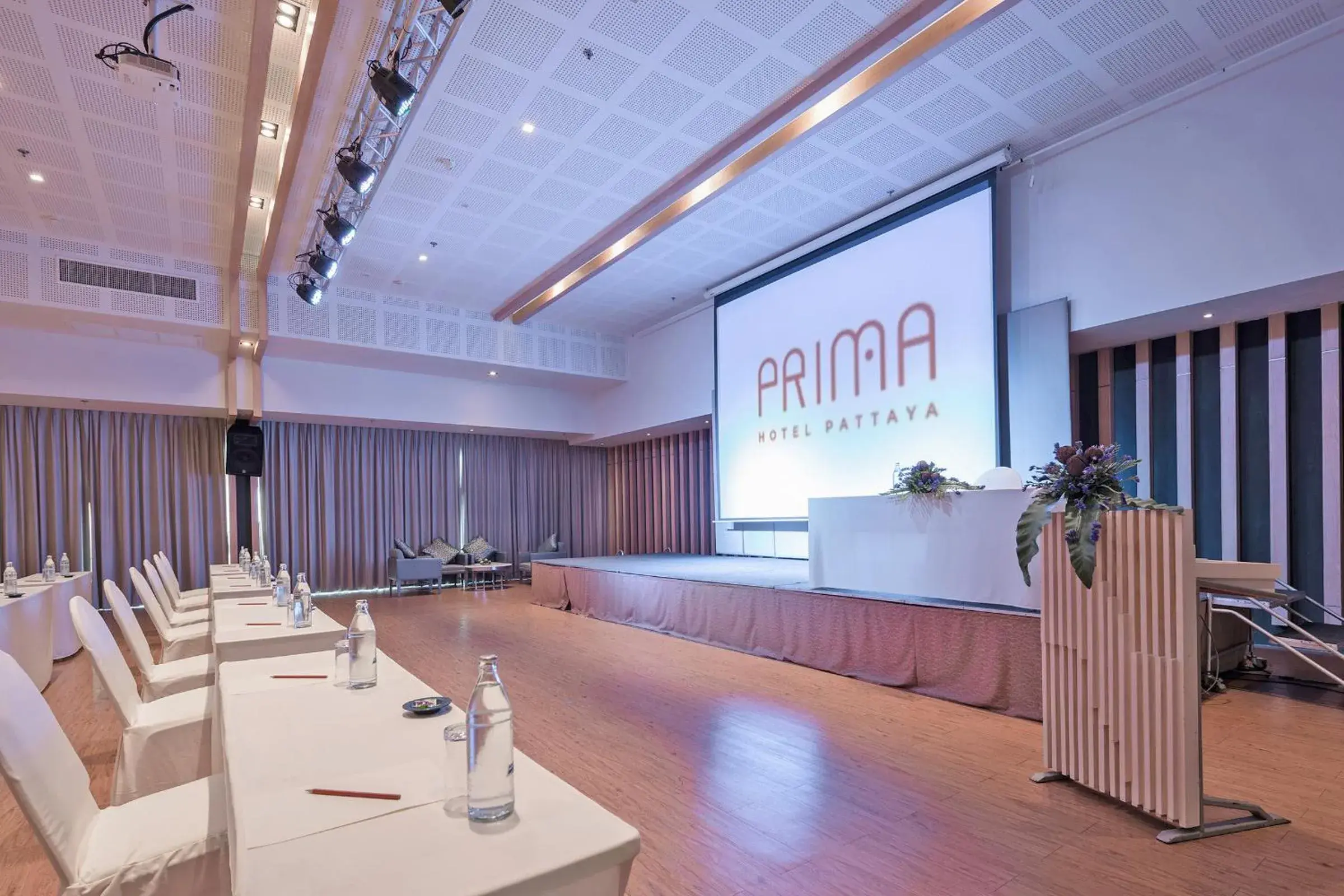 Meeting/conference room in Prima Hotel Pattaya