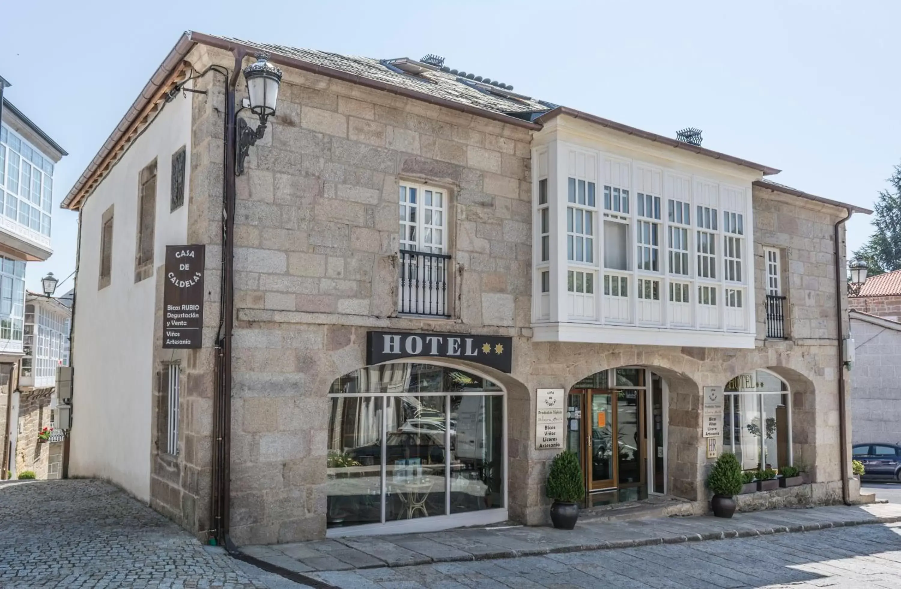 Property Building in Hotel Casa de Caldelas