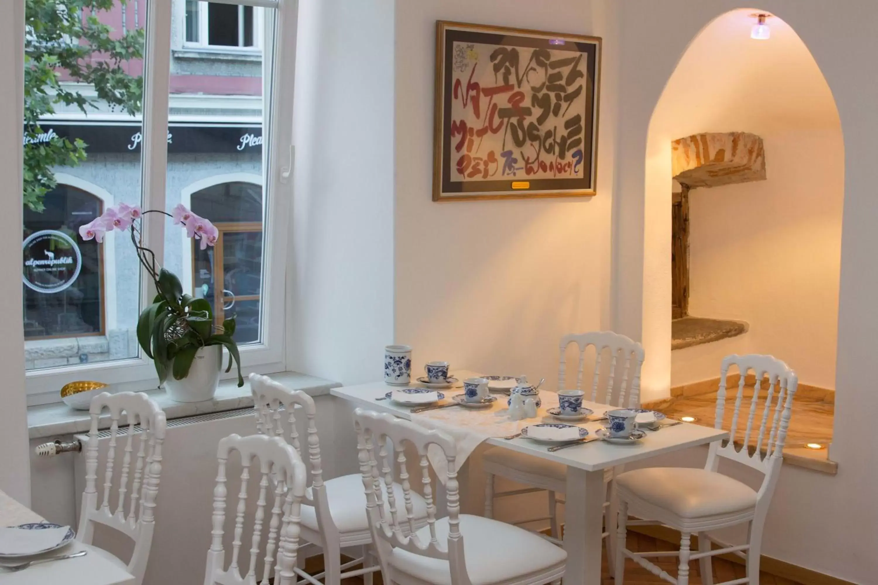 Restaurant/Places to Eat in Boutique Hotel Goldenes Lamm