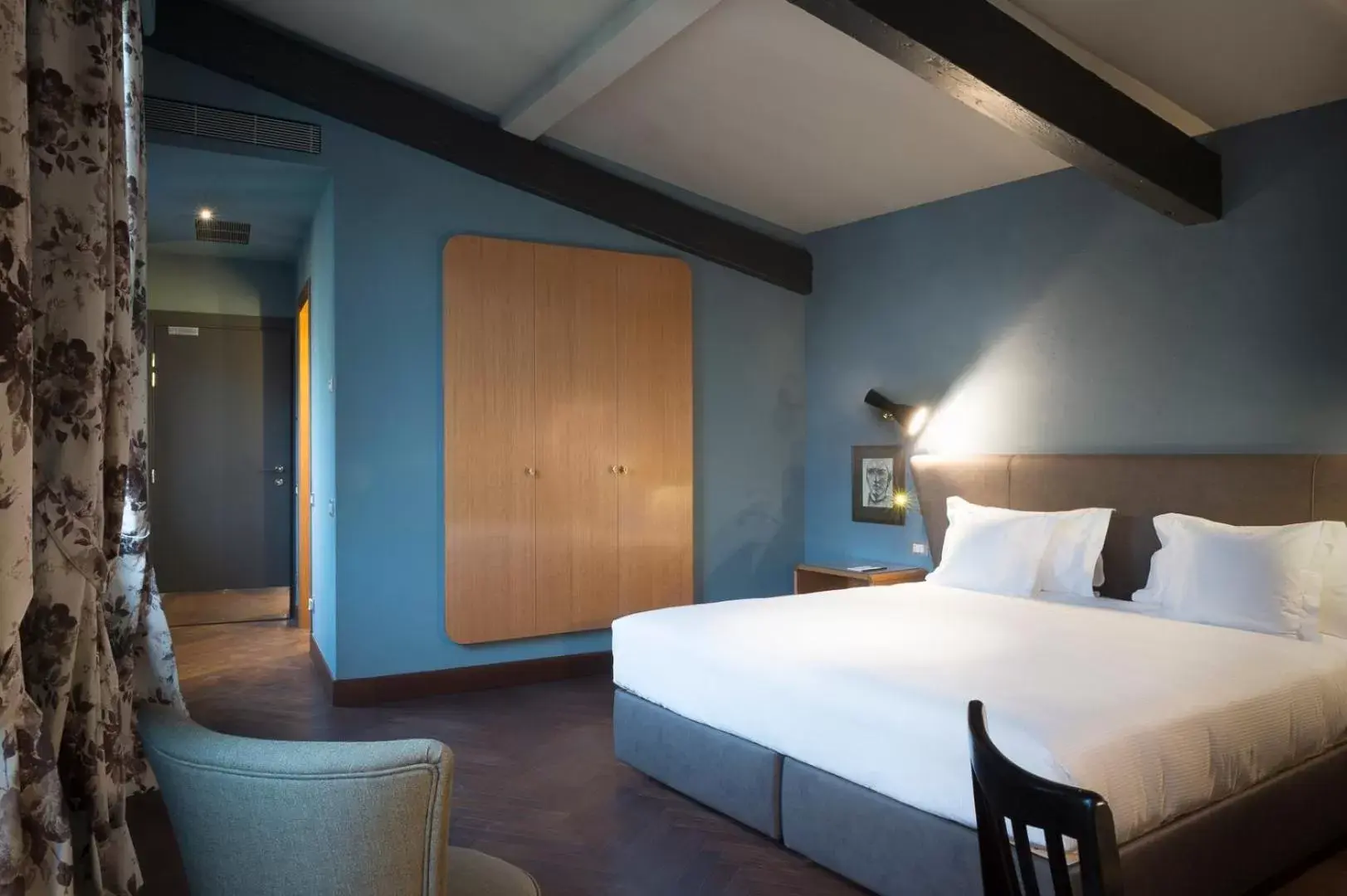 Bed in Hotel Garibaldi Blu - WTB Hotels