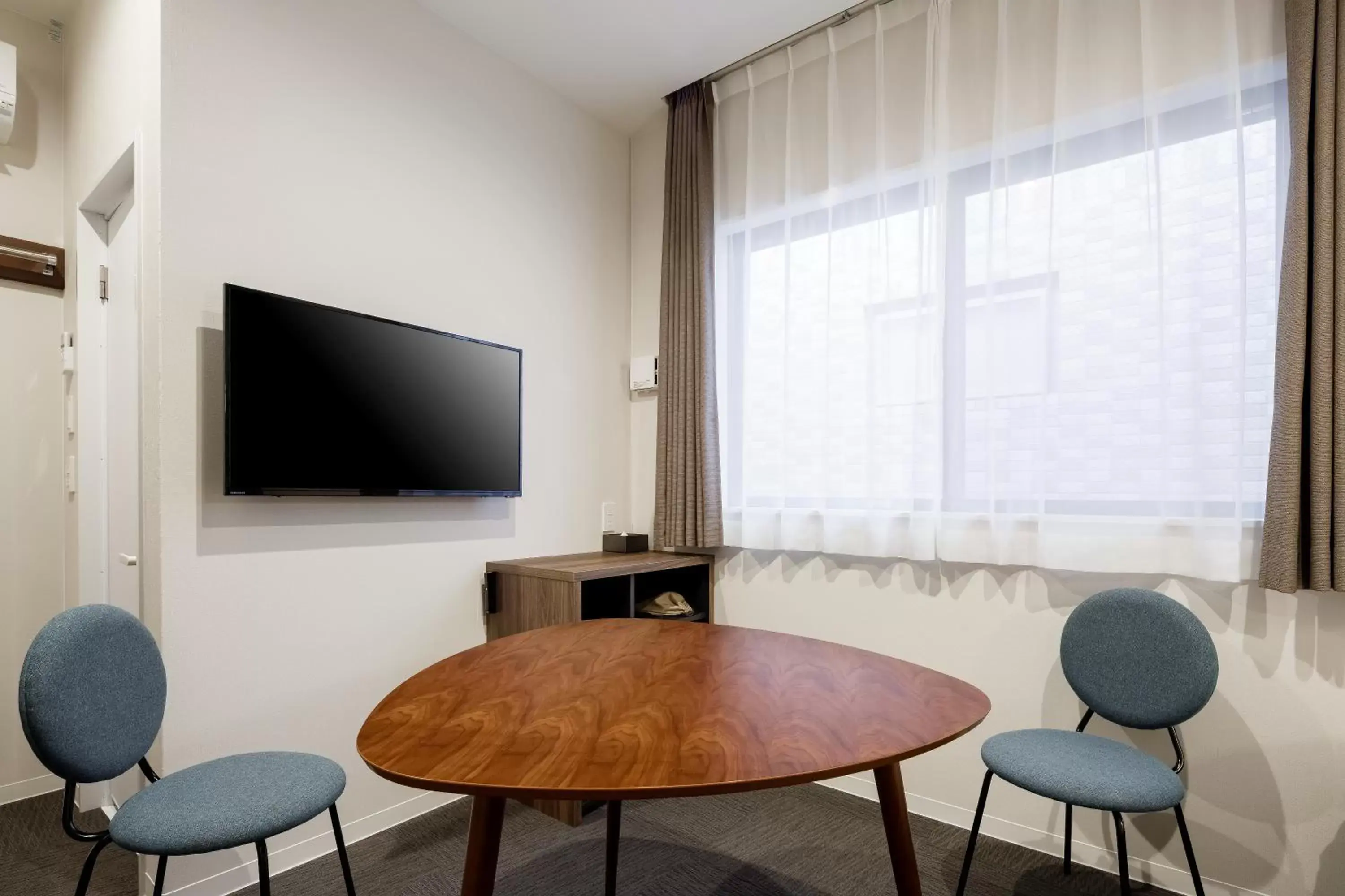 Photo of the whole room, TV/Entertainment Center in M's Hotel Kyoto Station Kizuya