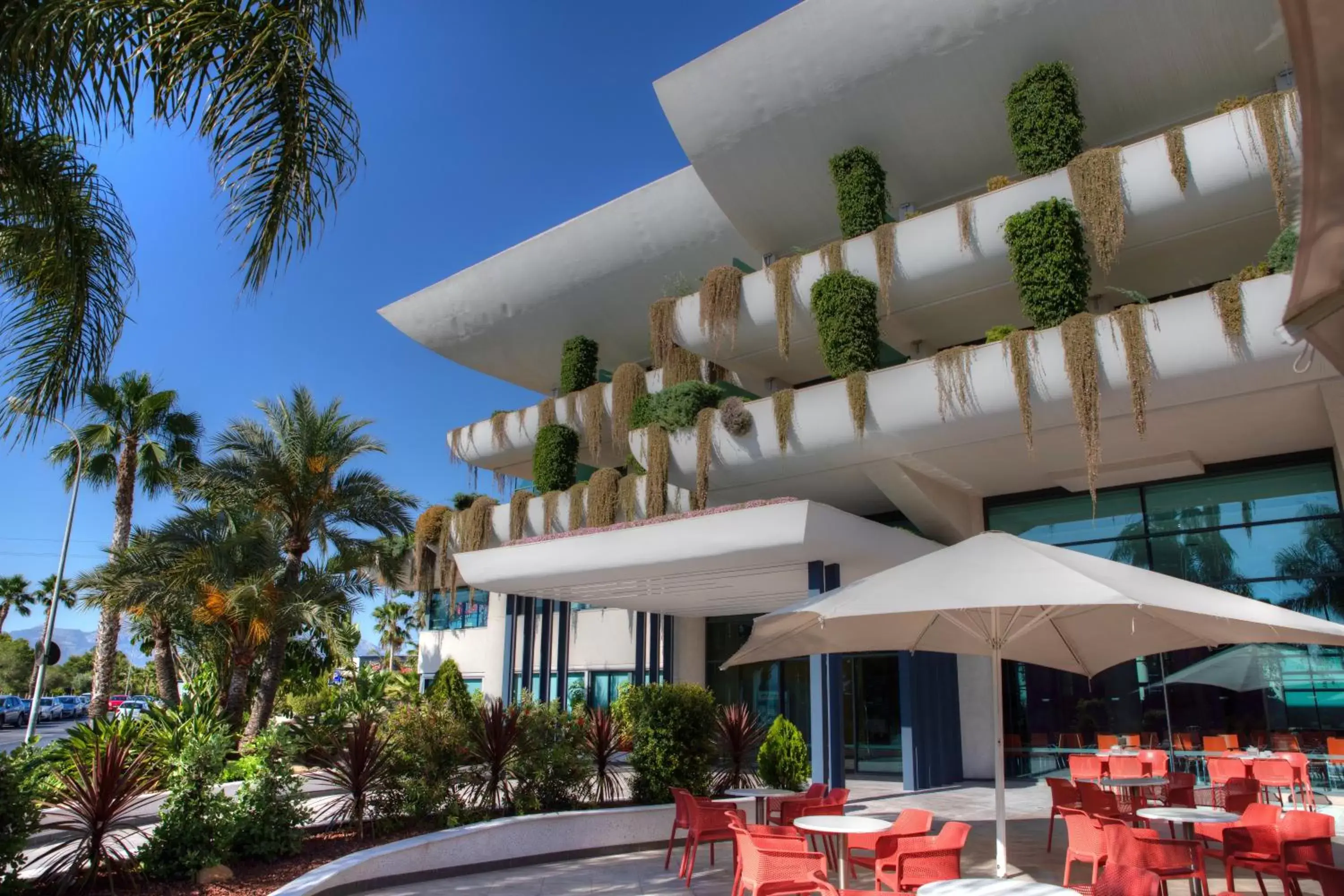 Lounge or bar in Hotel Deloix 4* Sup Lounge or bar in Hotel Deloix 4* Sup