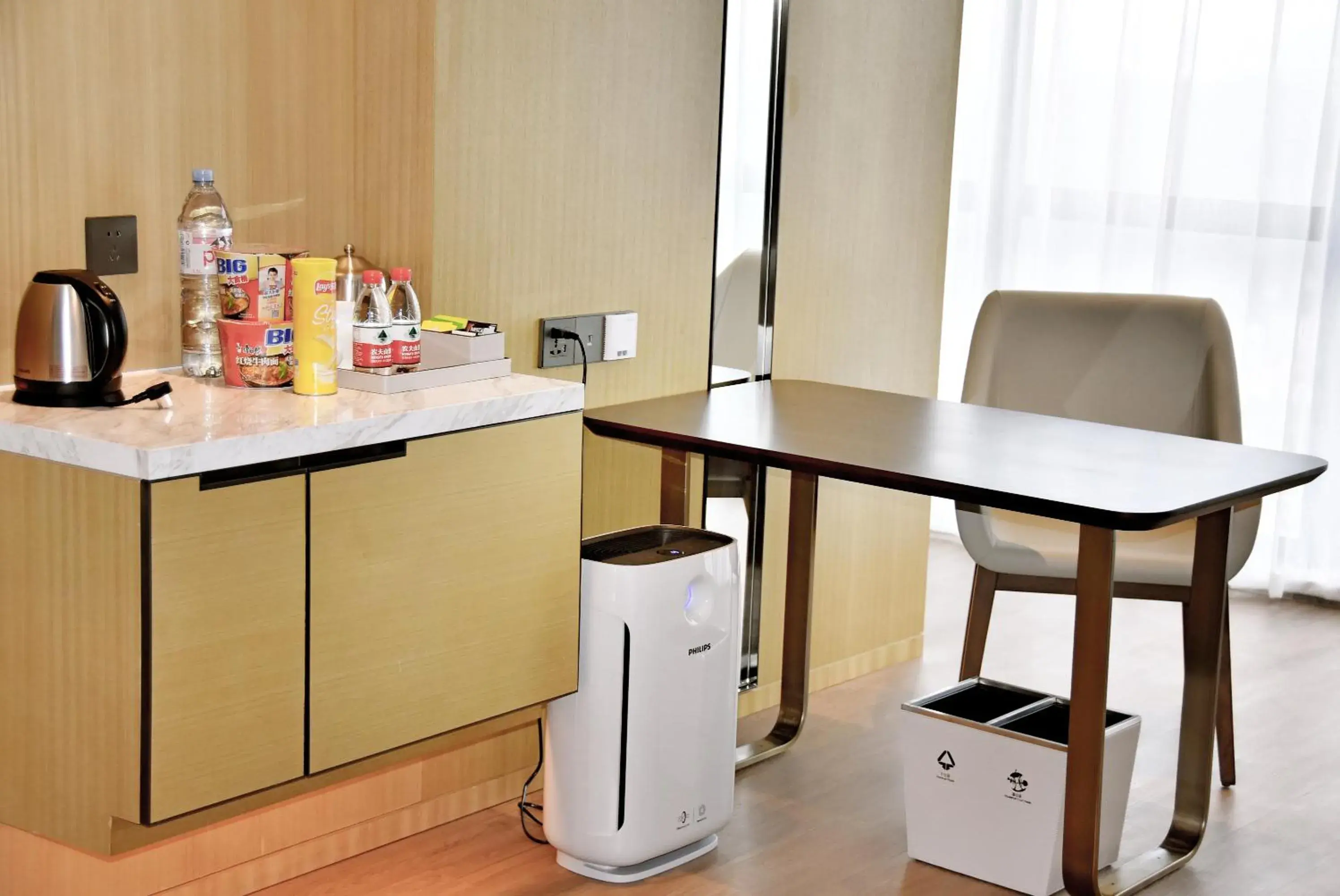 Deluxe King Room in Wyndham Shanghai Pudong Deluxe King Room in Wyndham Shanghai Pudong