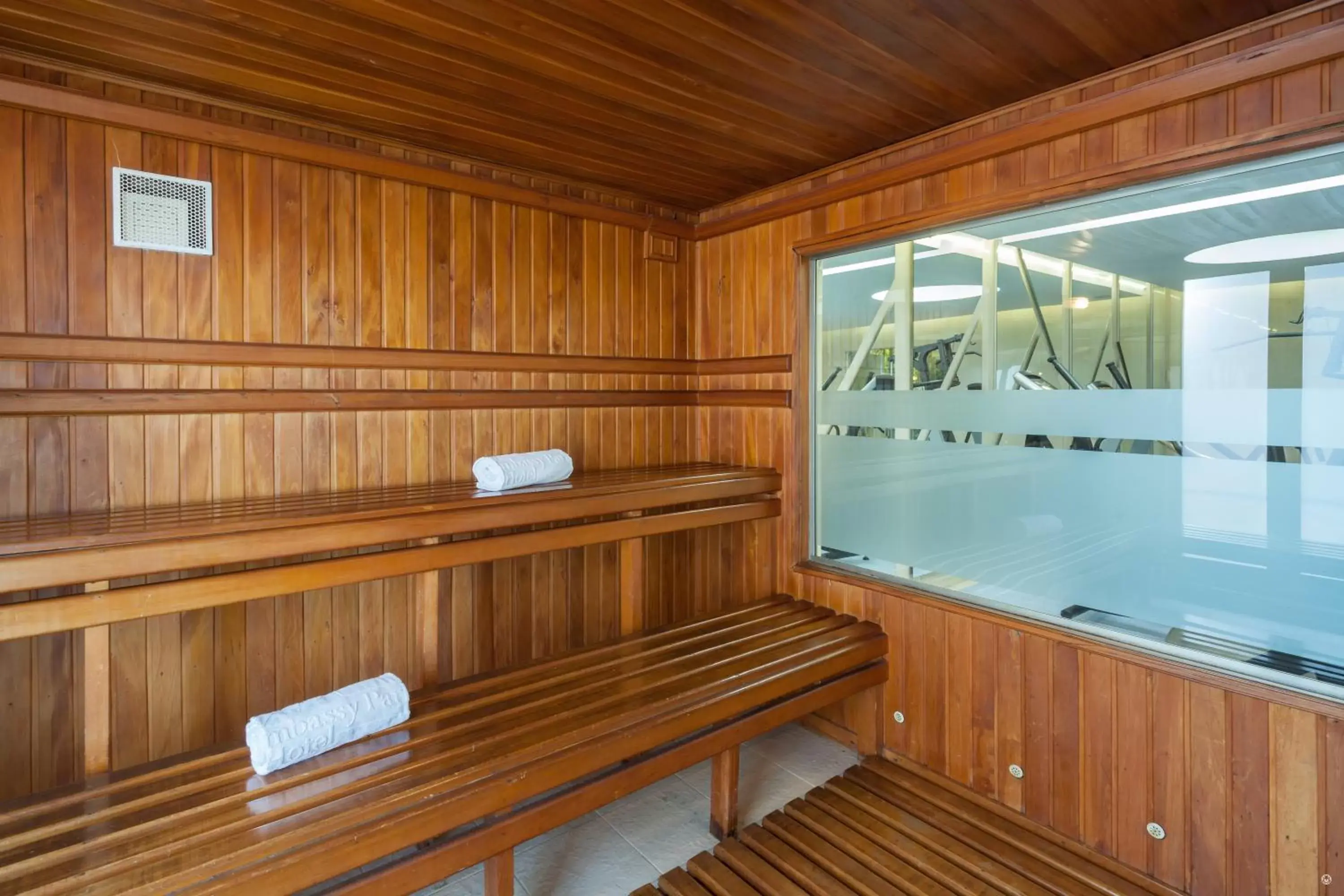 Sauna in Hotel Embassy Park