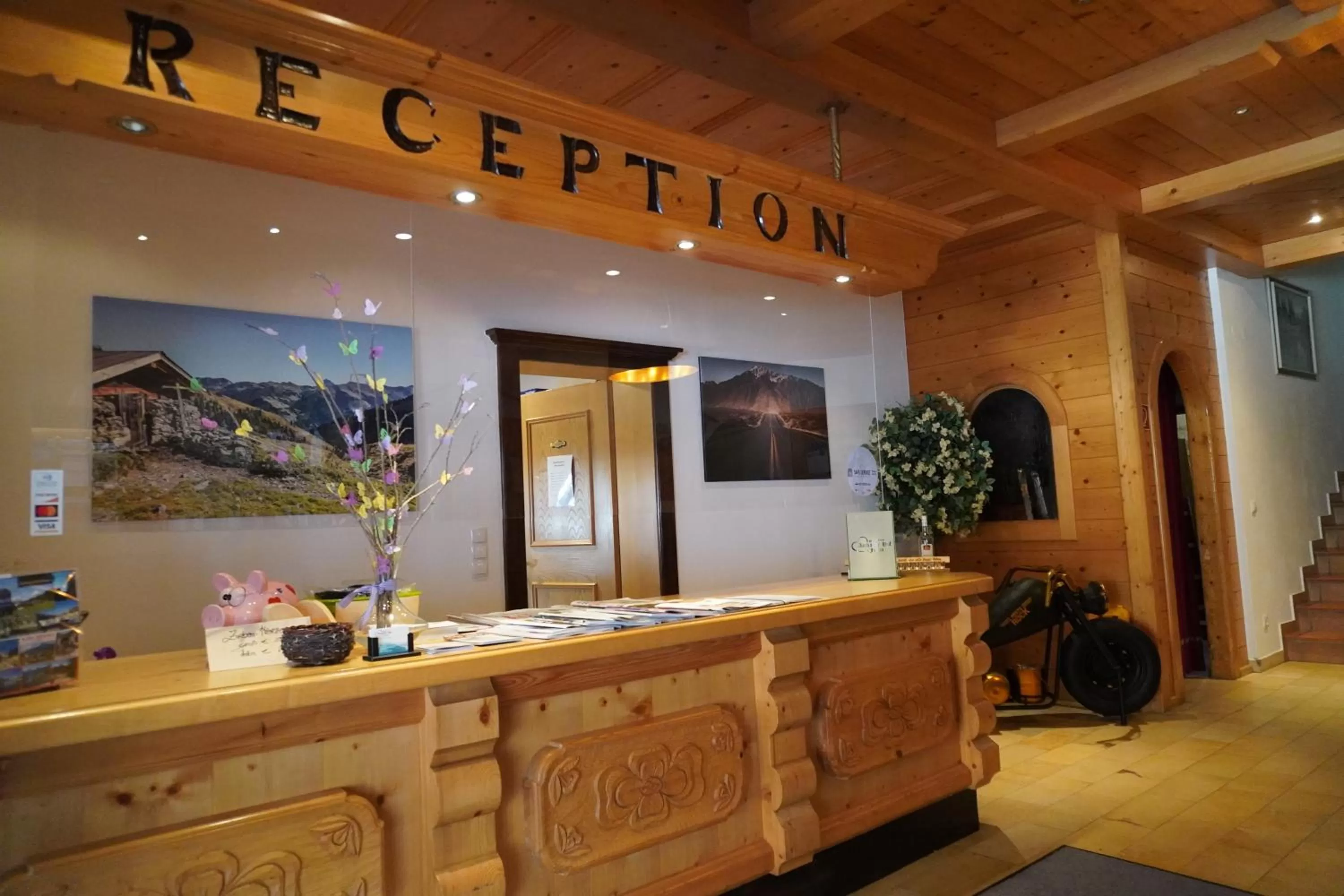 Lobby or reception in Hotel Aschauer Hof z'Fritzn