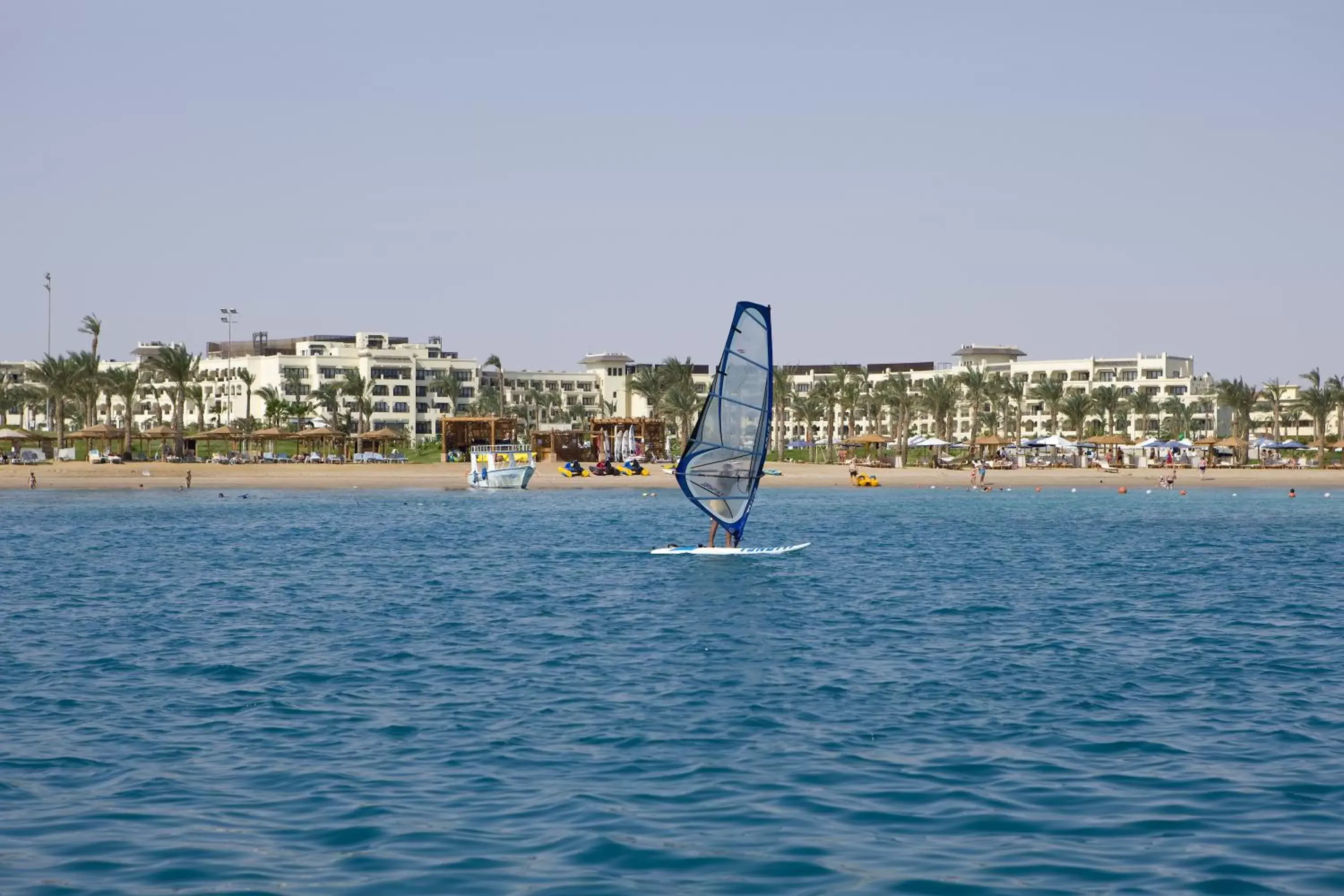 Skiing, Windsurfing in Steigenberger Aldau Beach Hotel