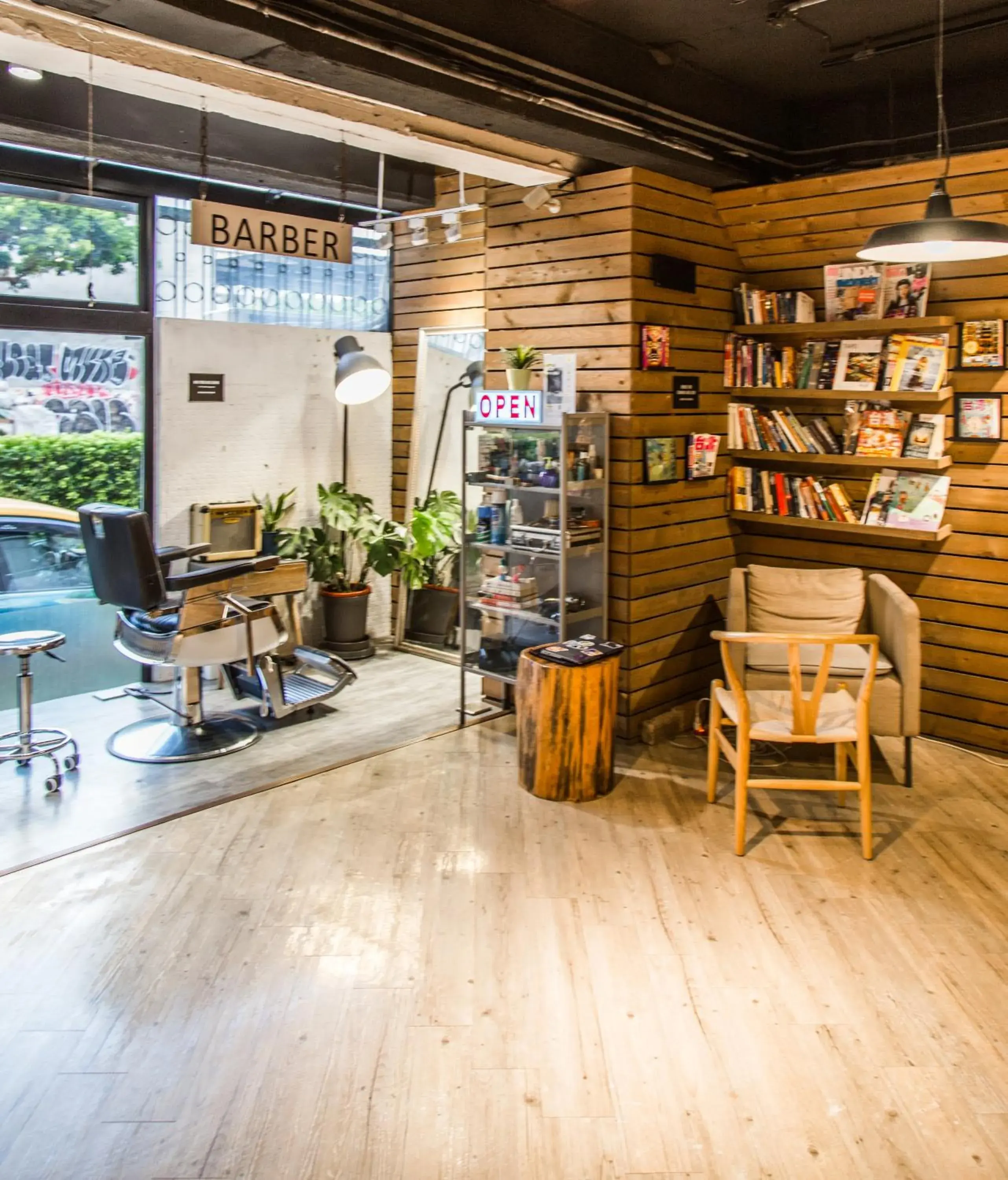 On-site shops in Meander Taipei Hostel