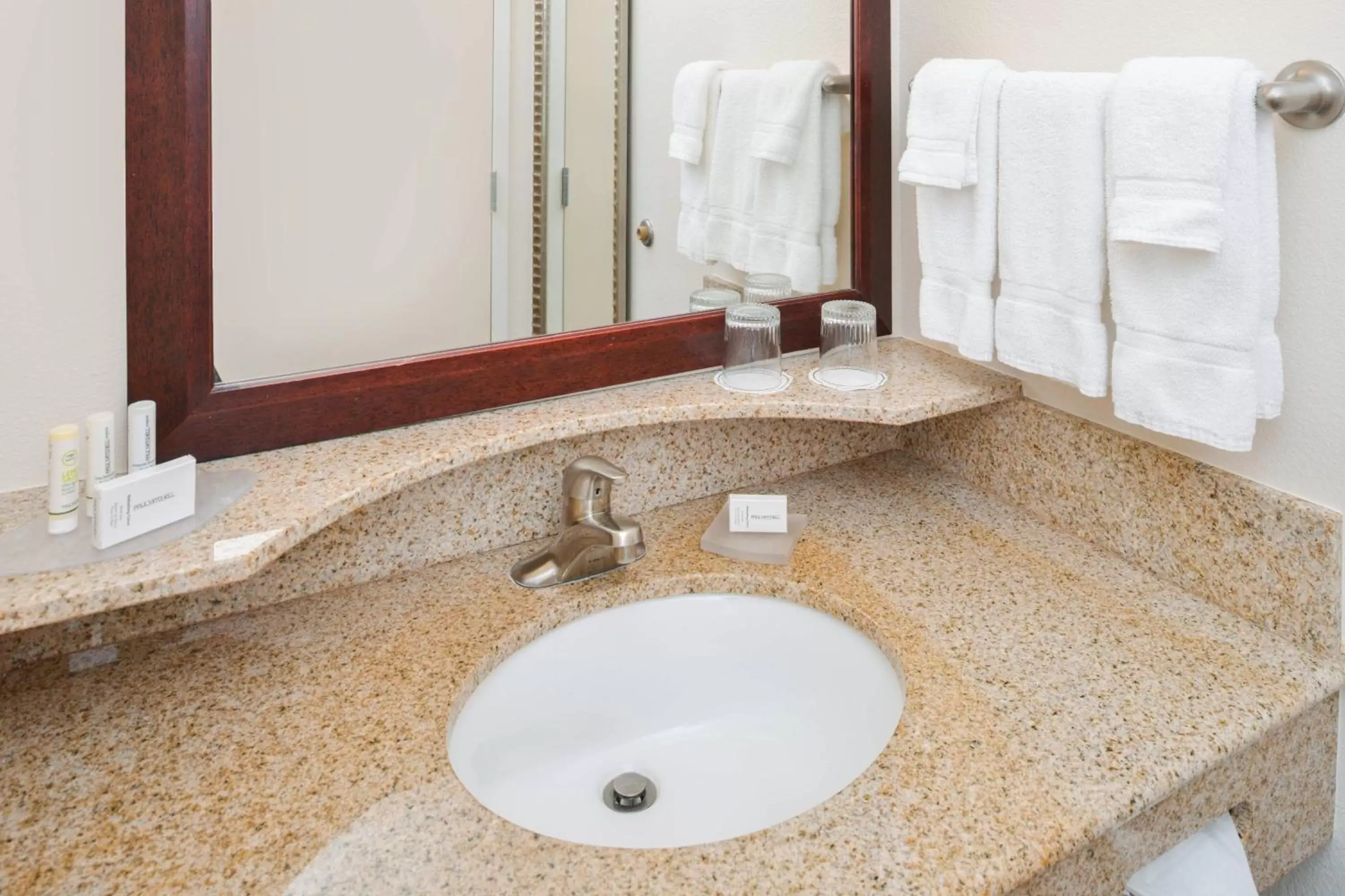 Bathroom in SpringHill Suites by Marriott Lancaster Palmdale