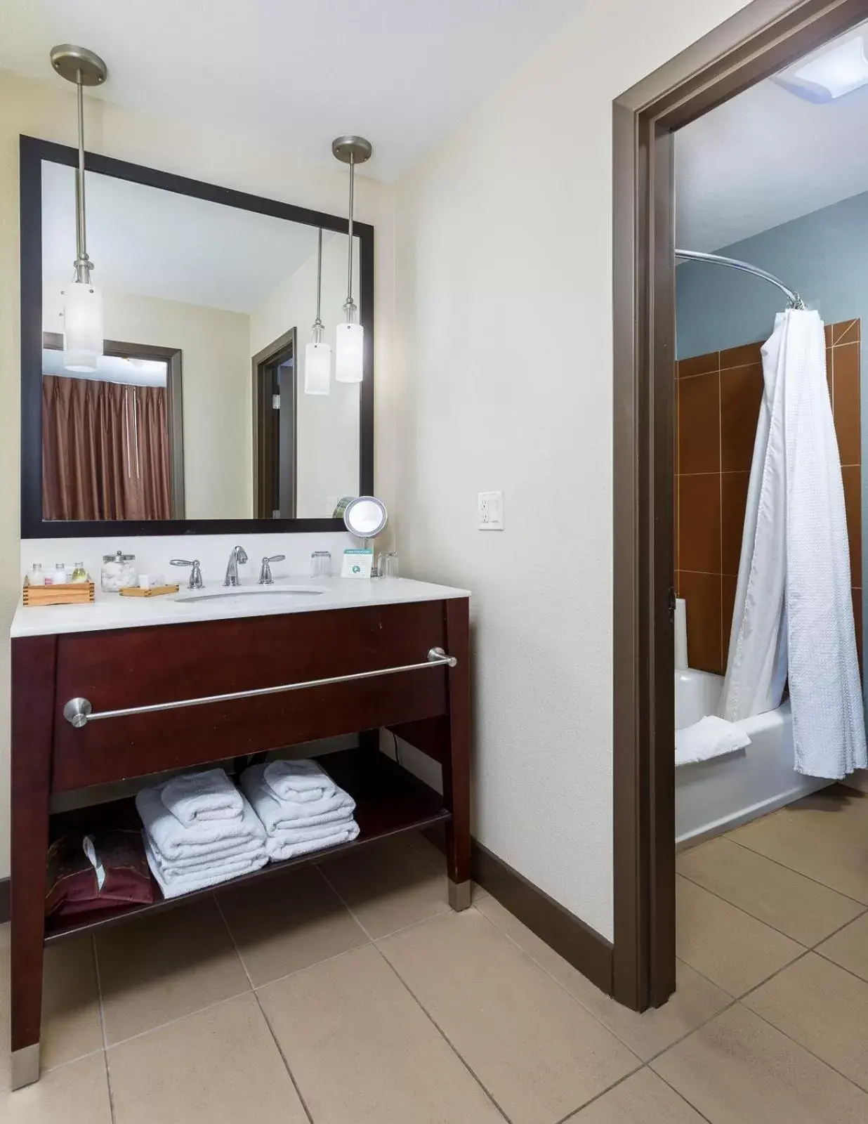 Bathroom in The Coho Oceanfront Lodge