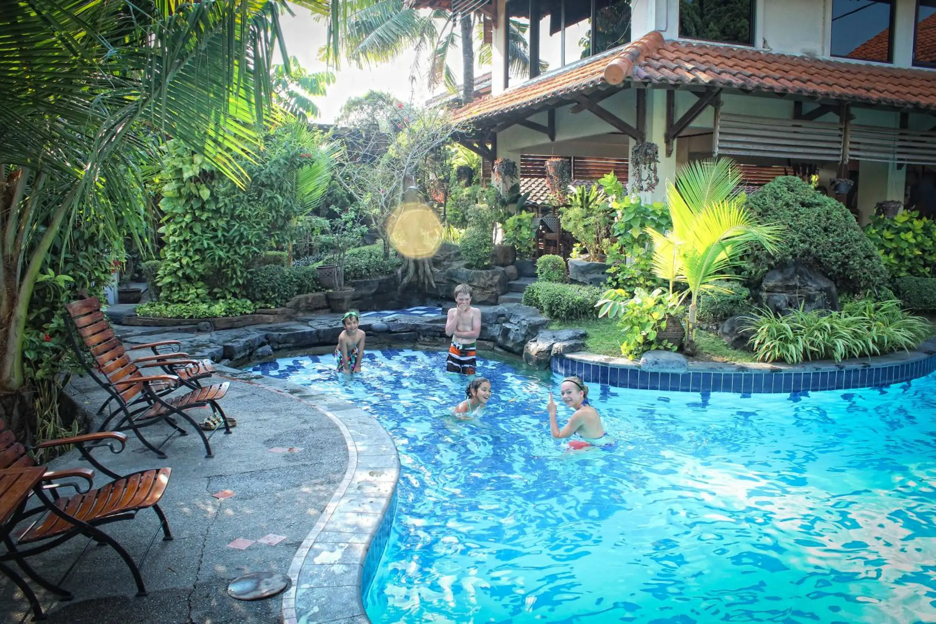 Area and facilities, Swimming Pool in Duta Garden Hotel