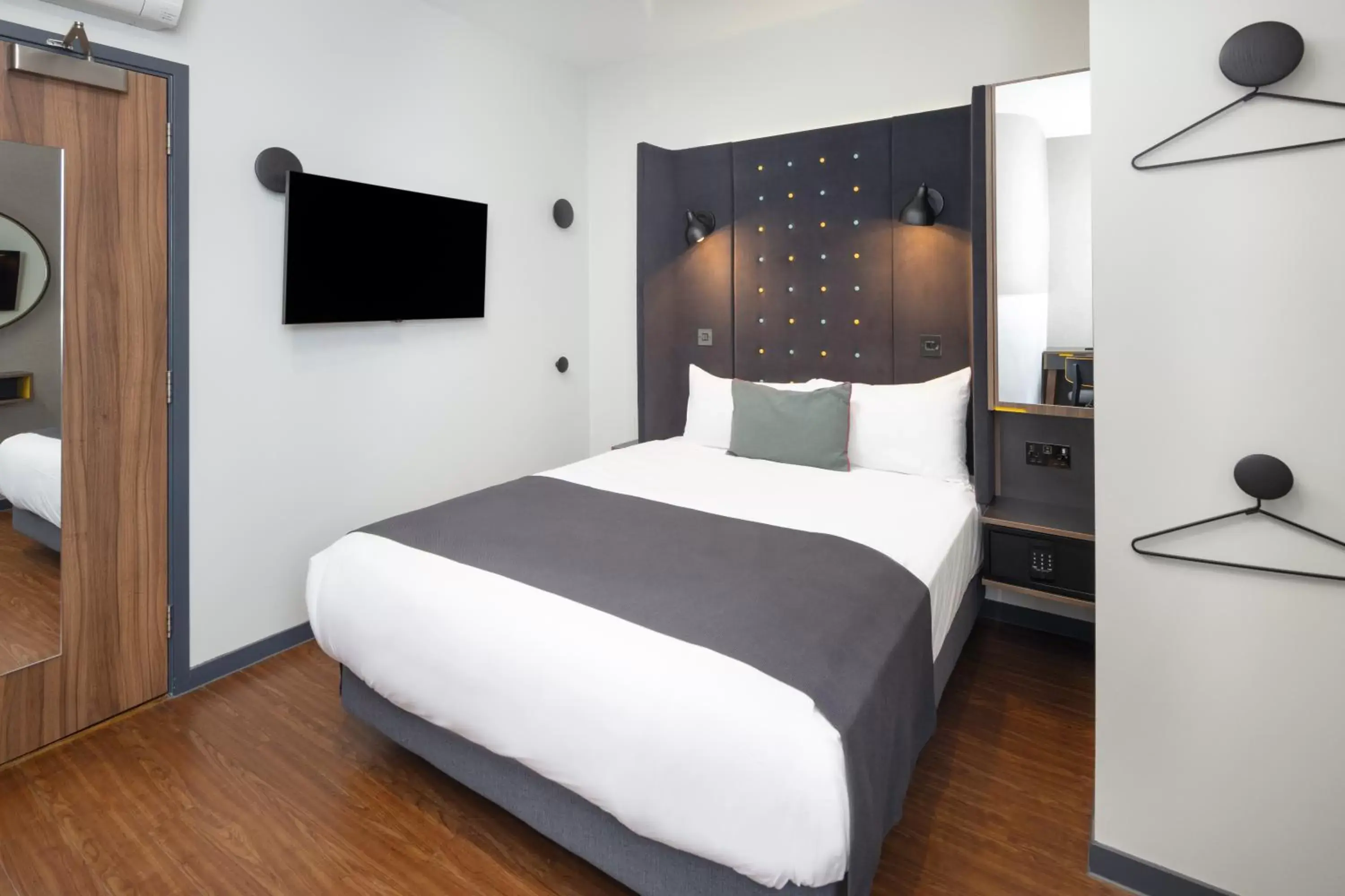 Bed in Point A Hotel London Kings Cross – St Pancras