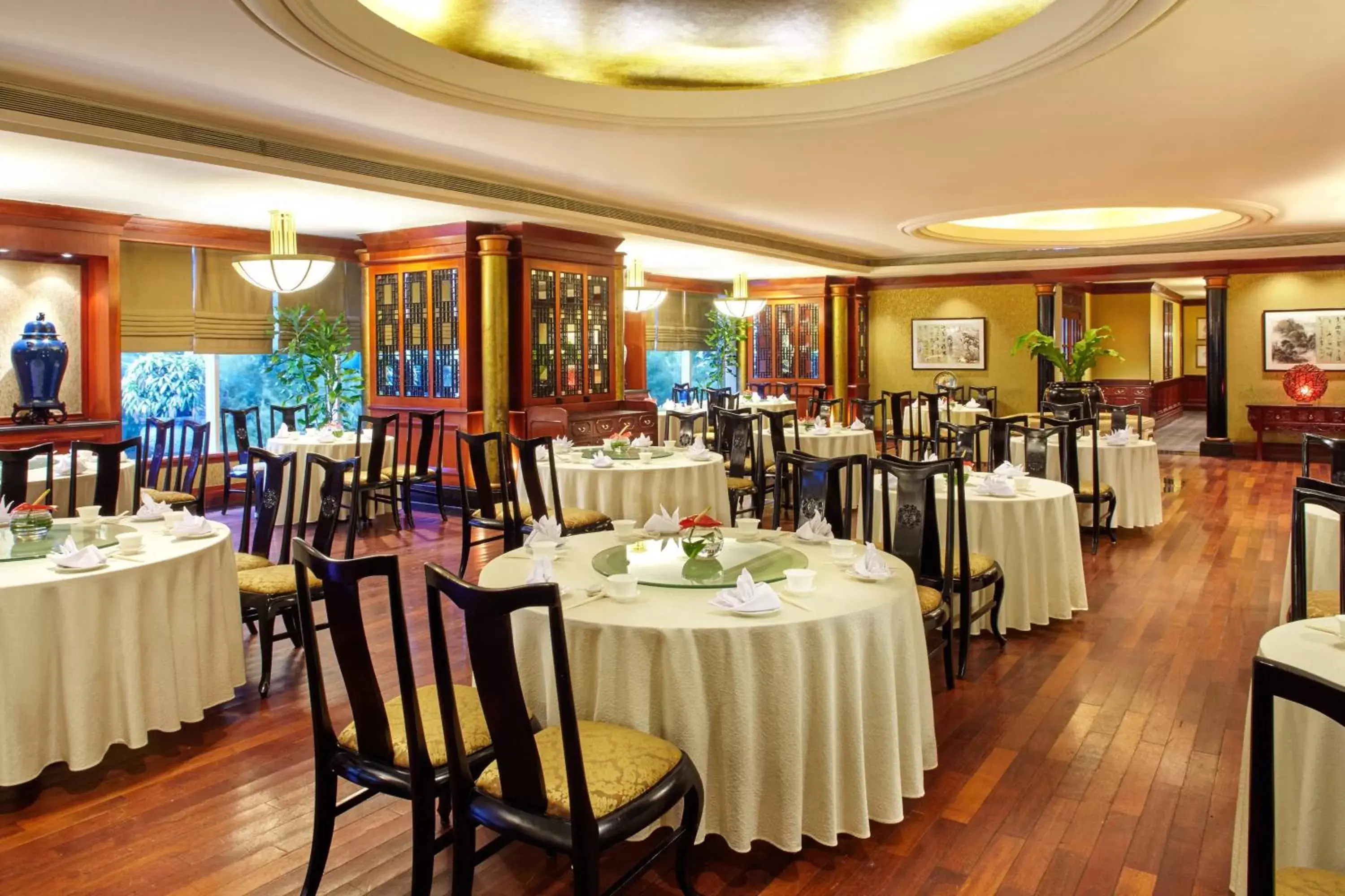 Restaurant/Places to Eat in JW Marriott Hotel Surabaya