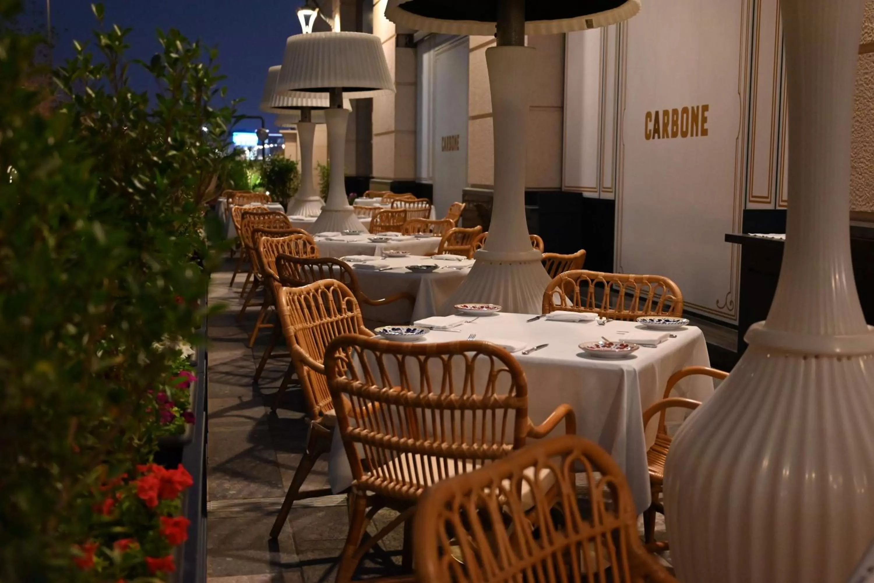 Restaurant/places to eat in Mansard Riyadh, a Radisson Collection Hotel