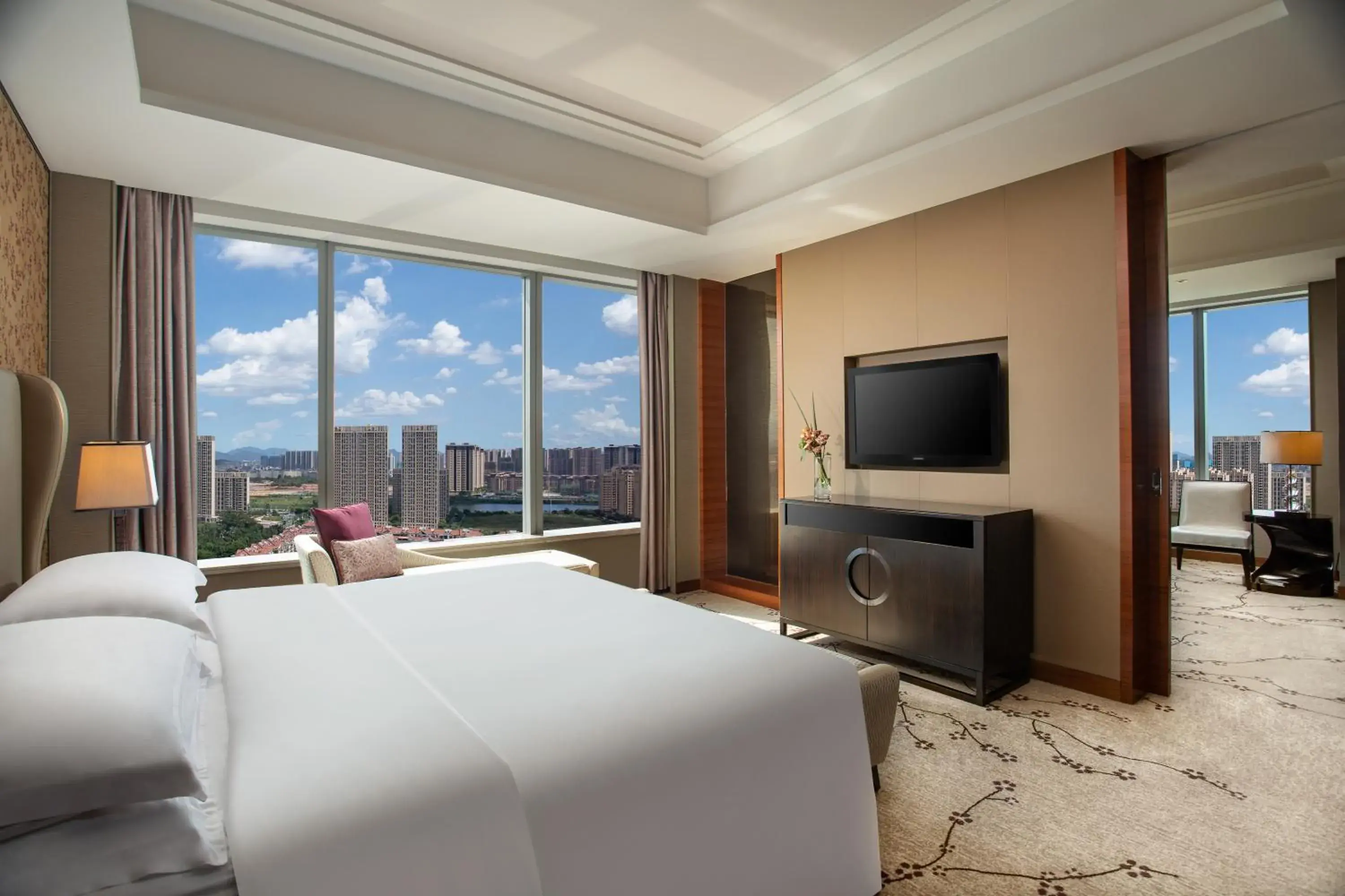 Crowne Plaza Huizhou, an IHG Hotel