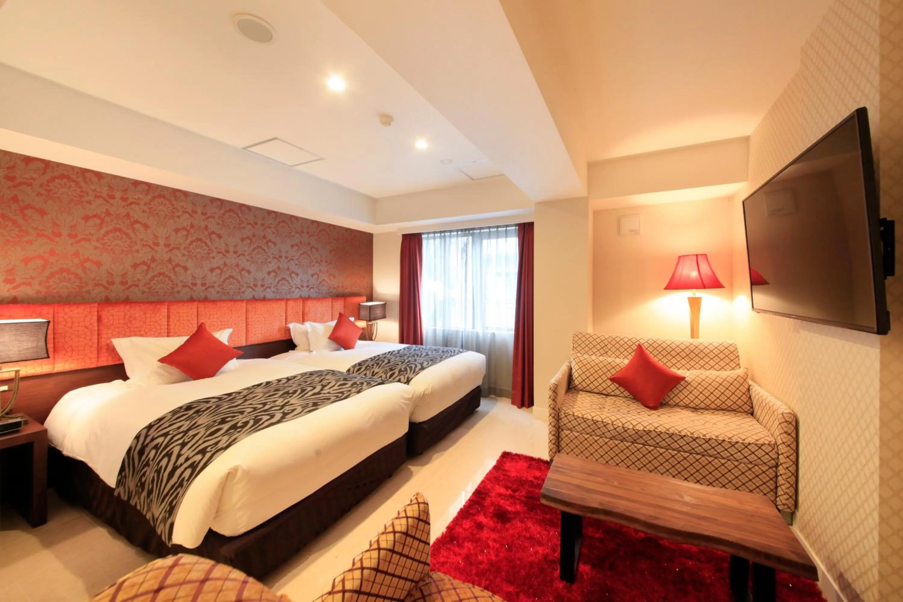 Photo of the whole room, Bed in Centurion Hotel Grand Akasakamitsuke Station