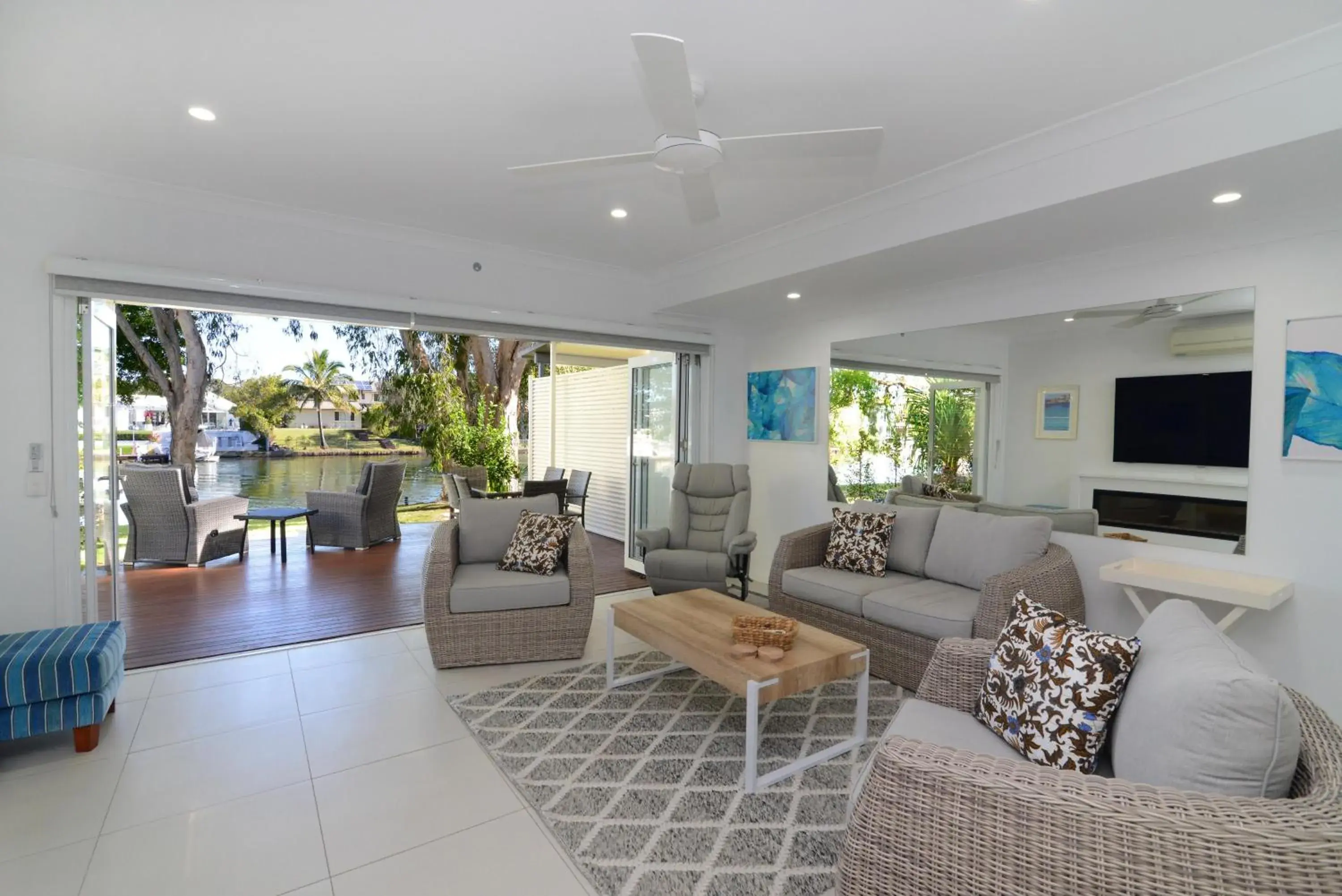 Seating Area in Noosa Entrance Waterfront Resort