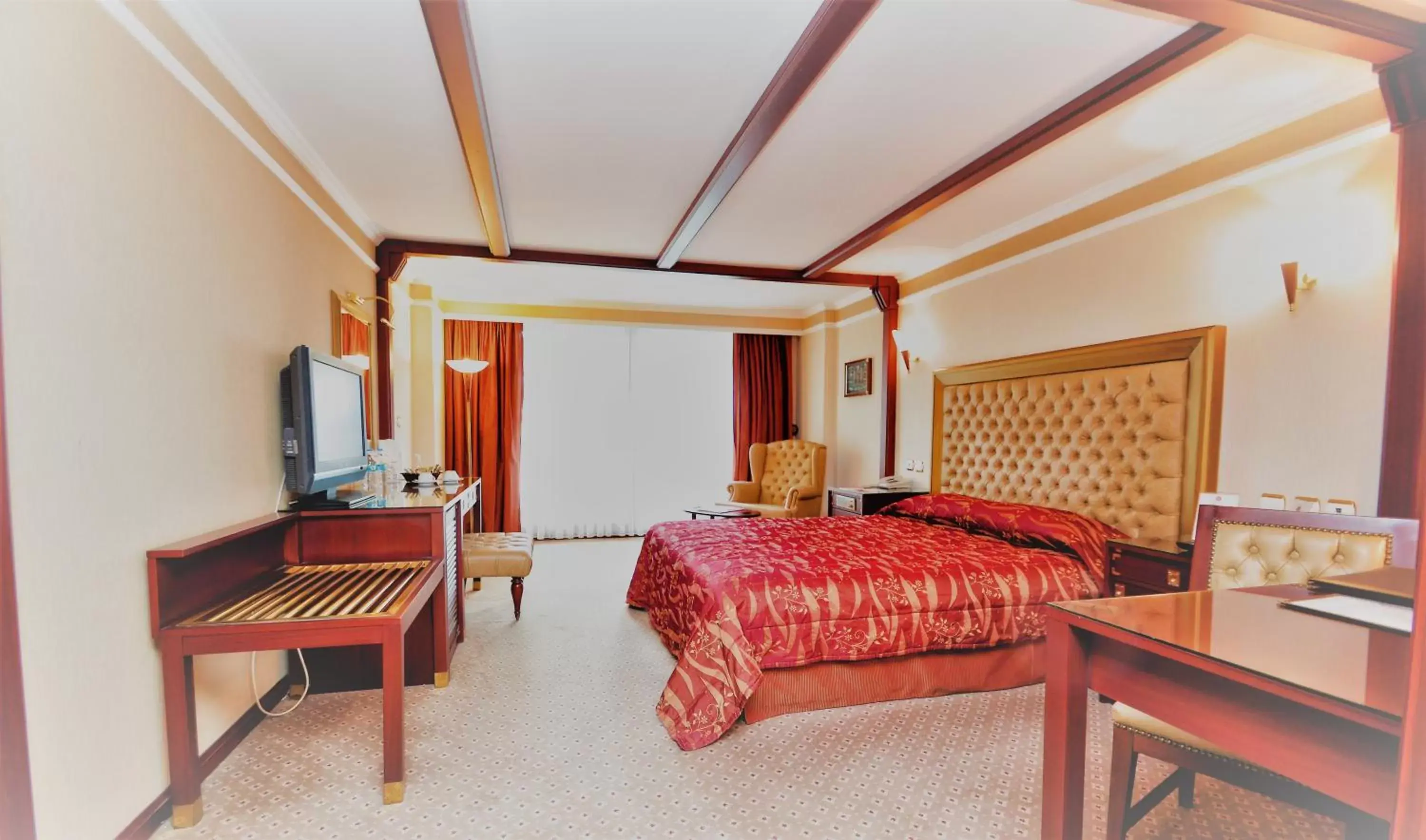 Bed in Karaca Hotel
