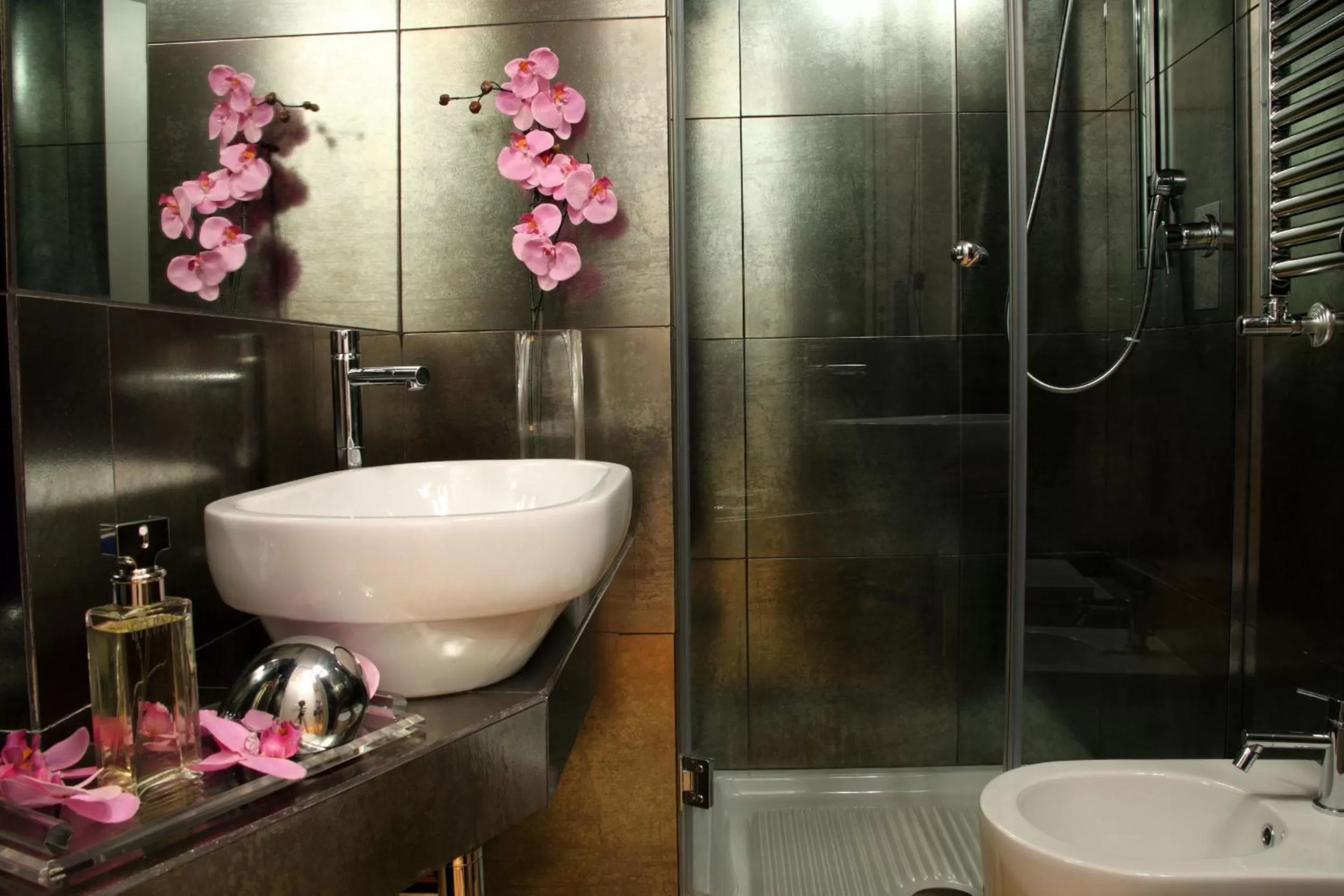 Bathroom in St. Peter Guest House