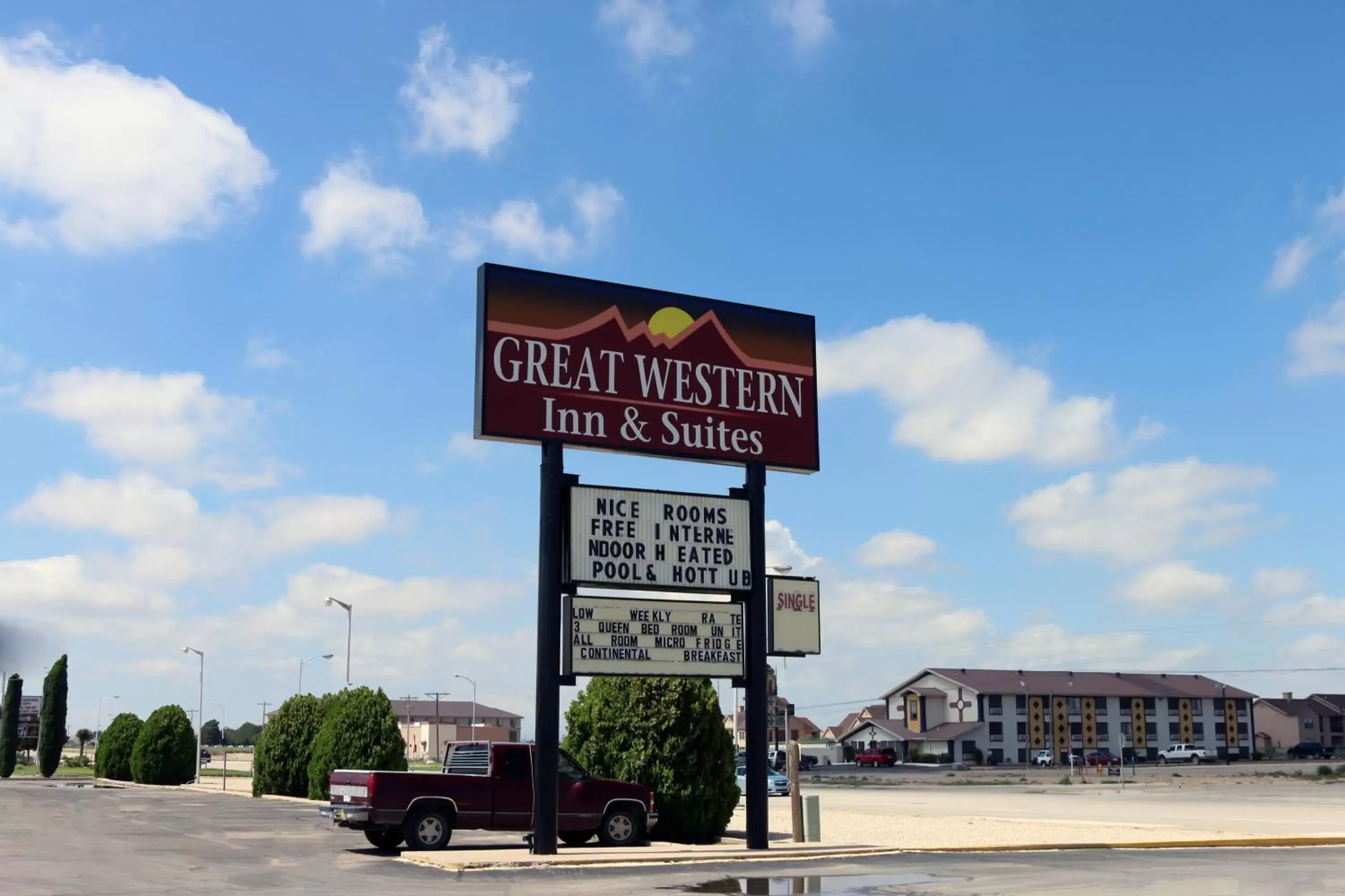 Day, Property Building in Great Western Inn & Suites