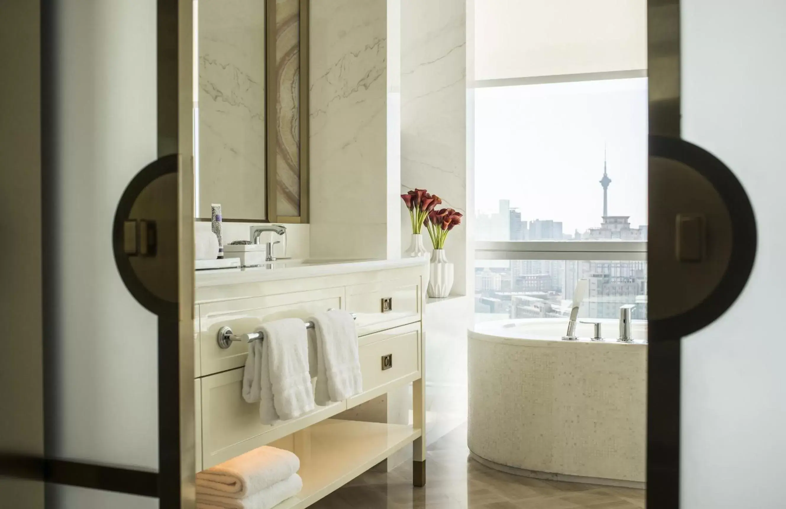 Toilet, Bathroom in Four Seasons Hotel Tianjin