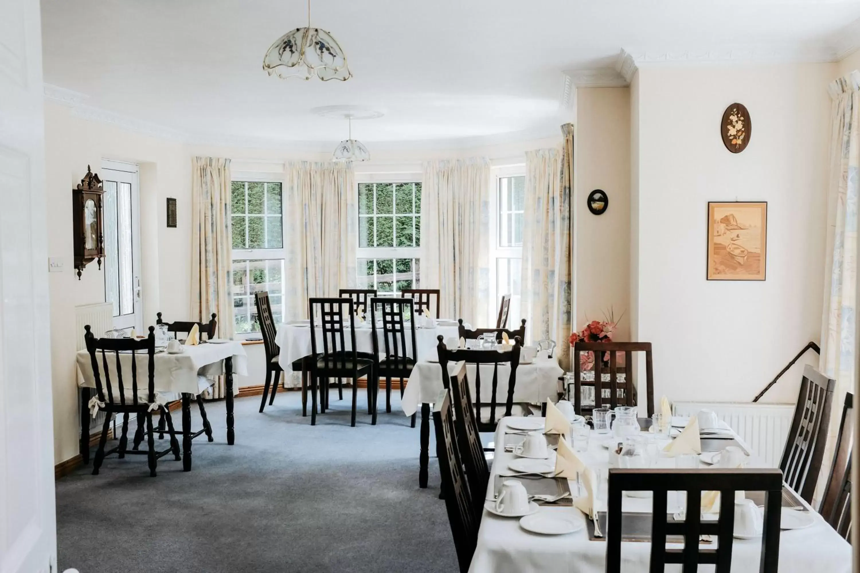 Restaurant/Places to Eat in Glenhill B&B