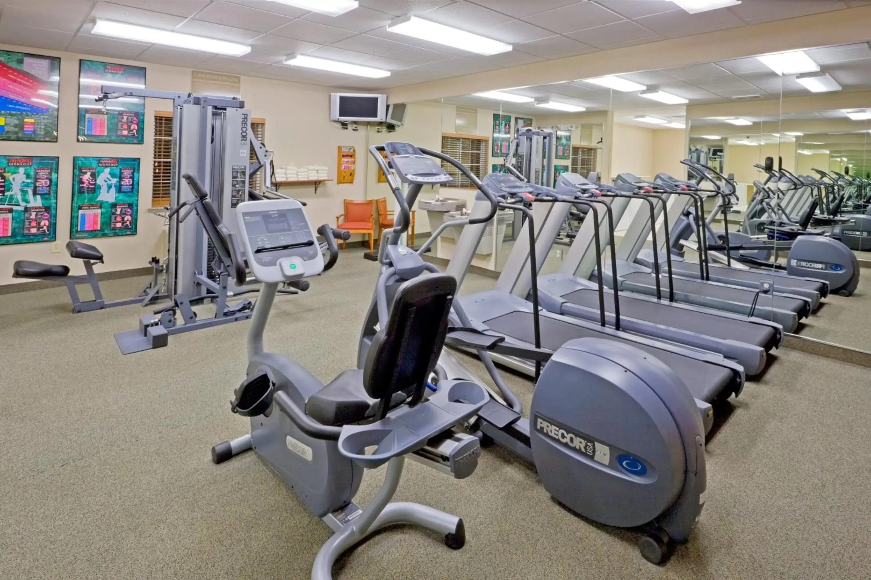 Fitness centre/facilities, Fitness Center/Facilities in Candlewood Suites Bordentown-Trenton, an IHG Hotel