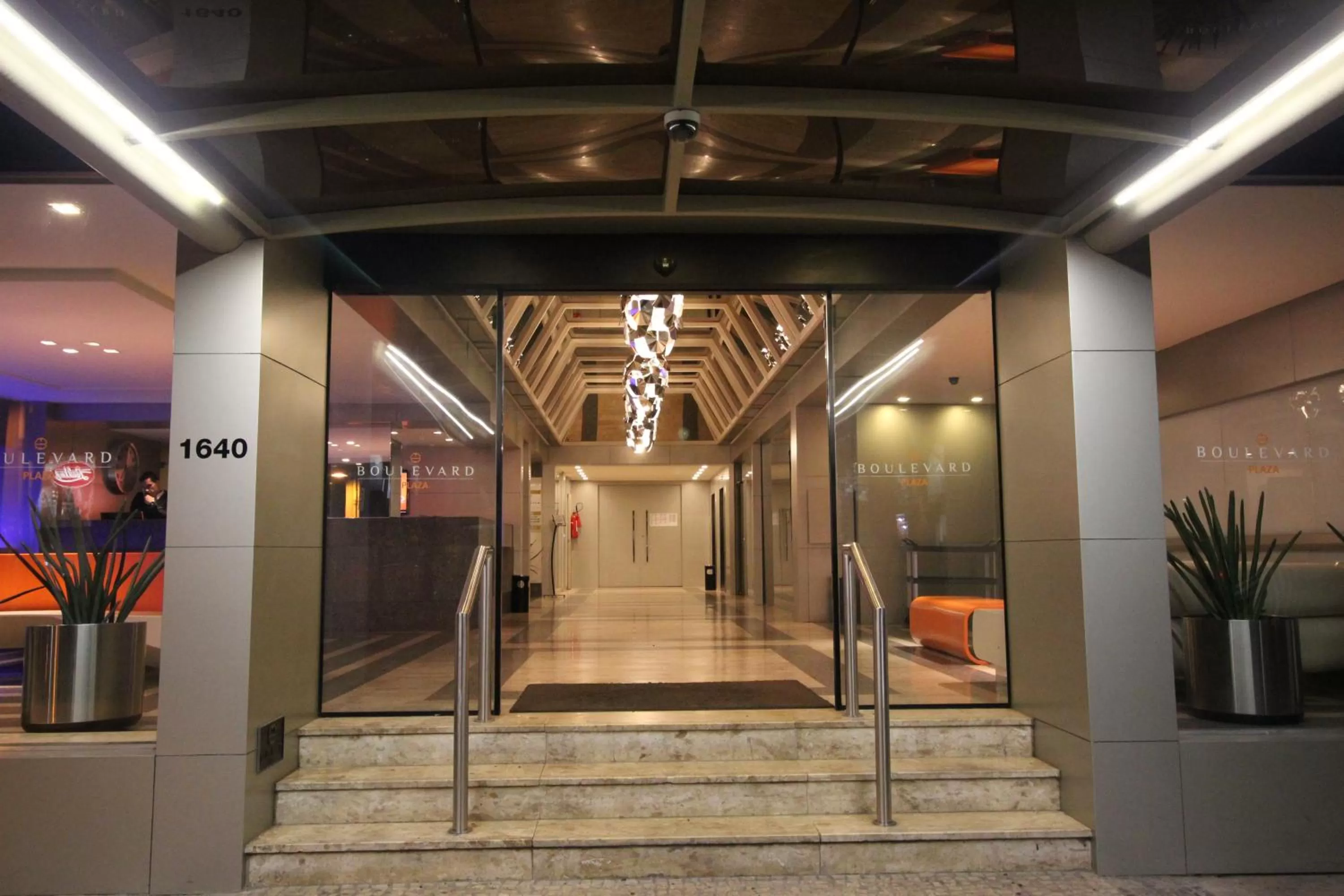 Facade/entrance in Boulevard Plaza