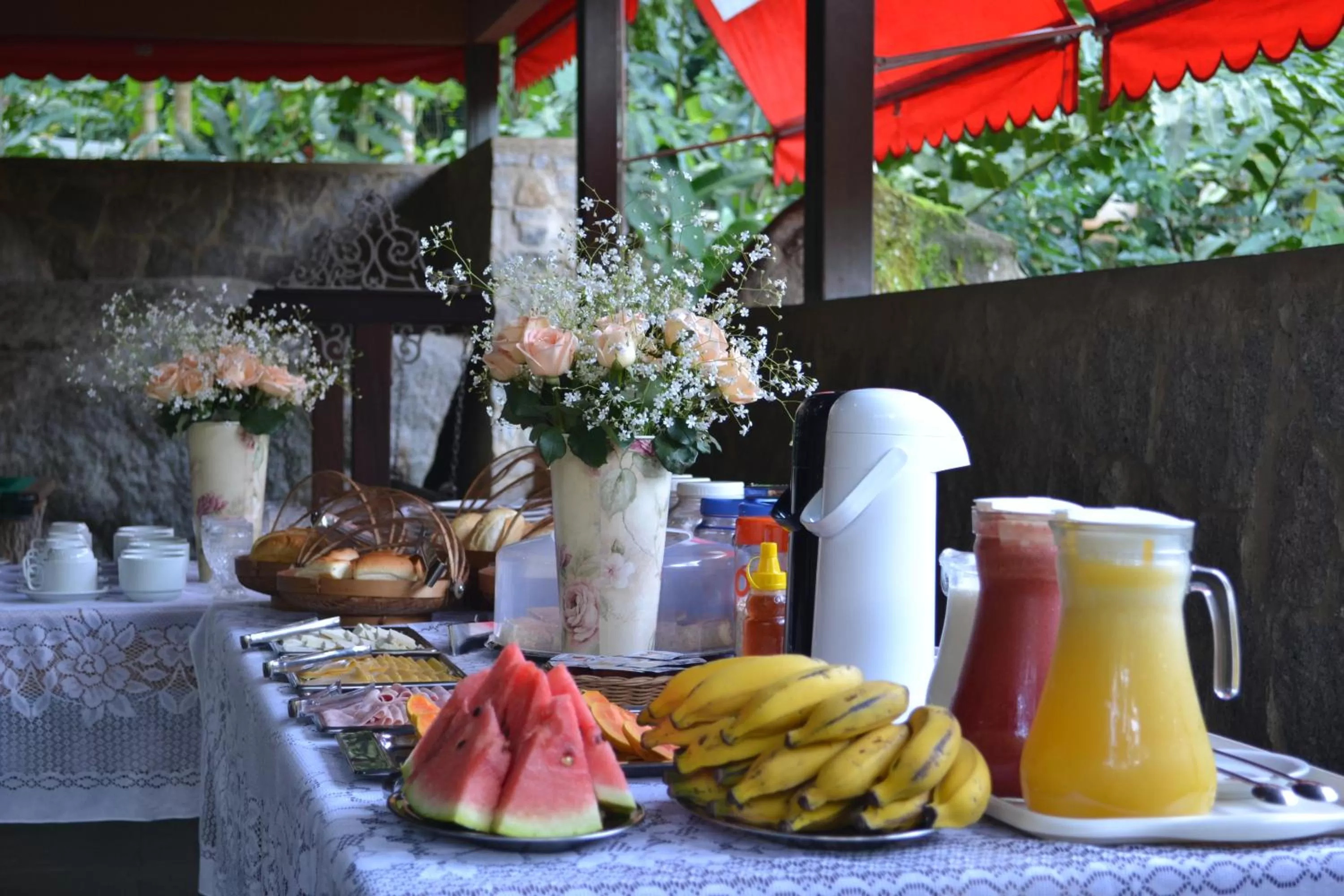 Breakfast in Pousada Canto do Curió Paraty