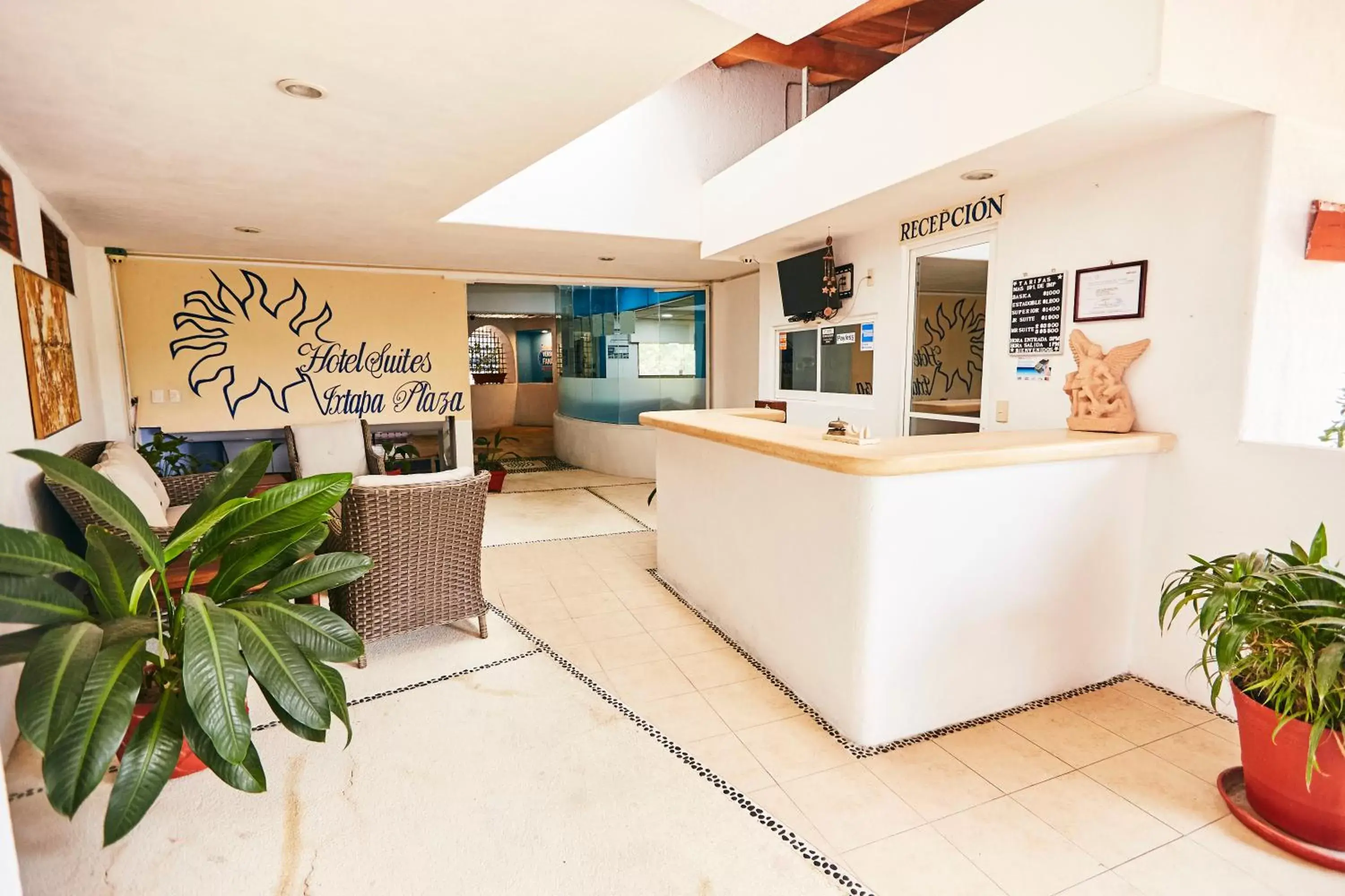 Lobby or reception in Hotel Suites Ixtapa Plaza Lobby or reception in Hotel Suites Ixtapa Plaza